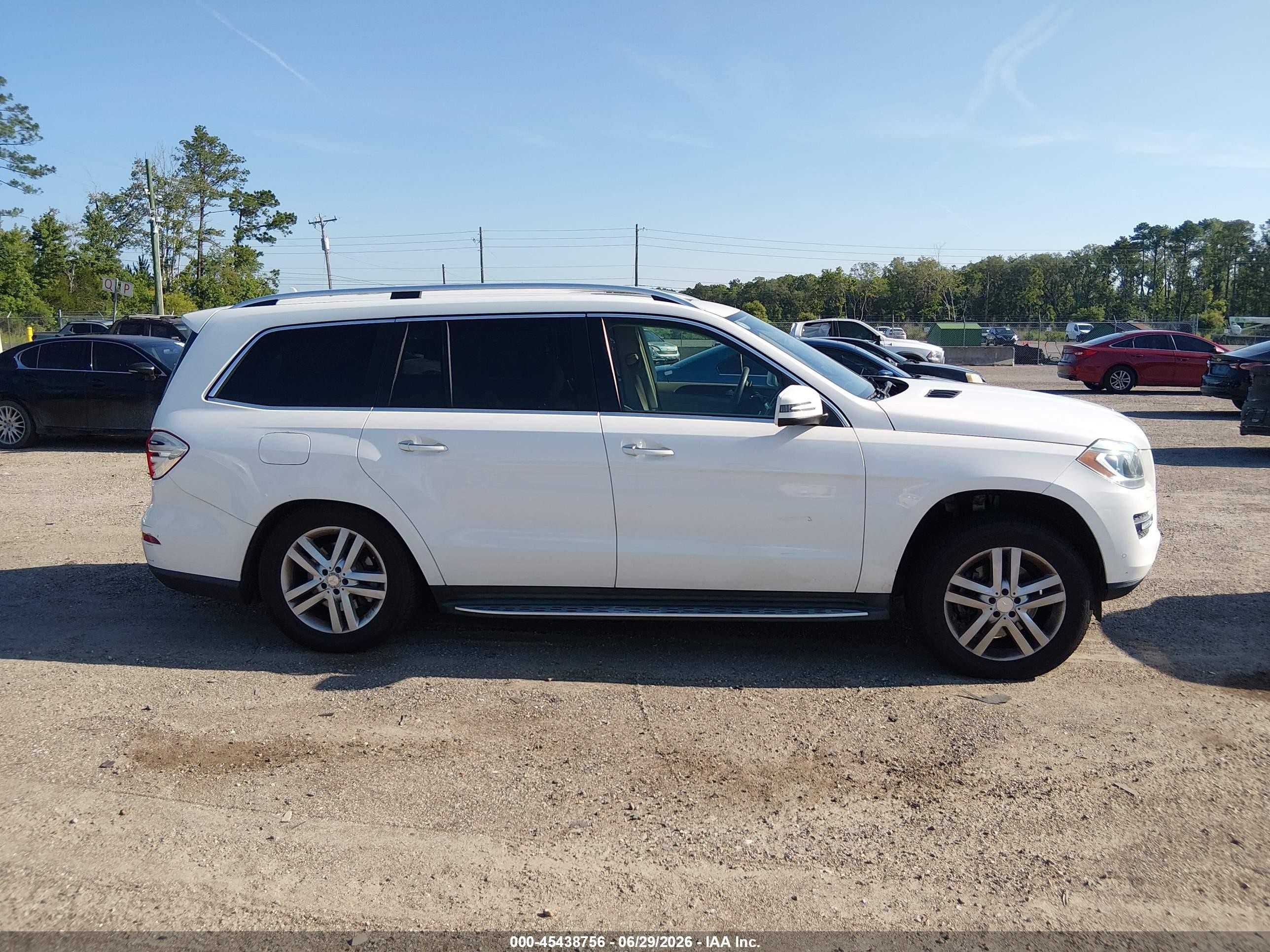 2015 Mercedes-benz Gl 450 4matic White vin: 4JGDF6EEXFA448803