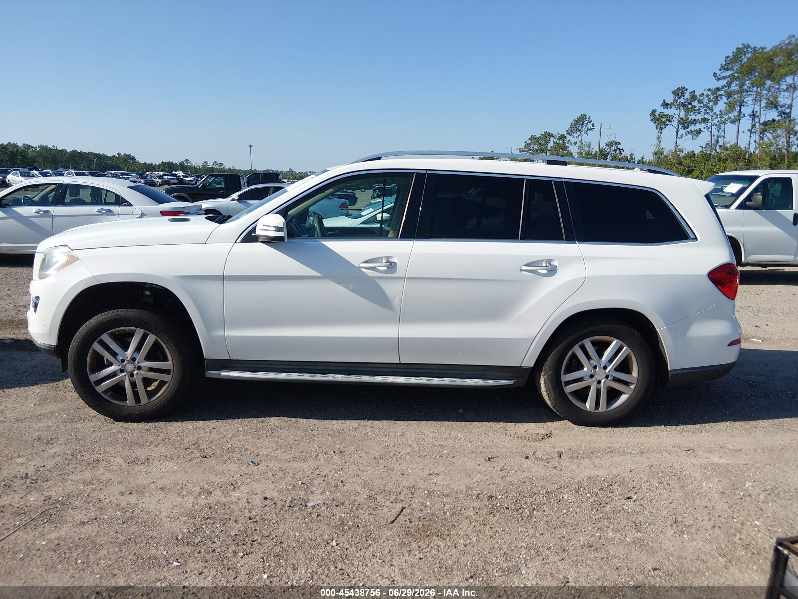 2015 Mercedes-benz Gl 450 4matic White vin: 4JGDF6EEXFA448803