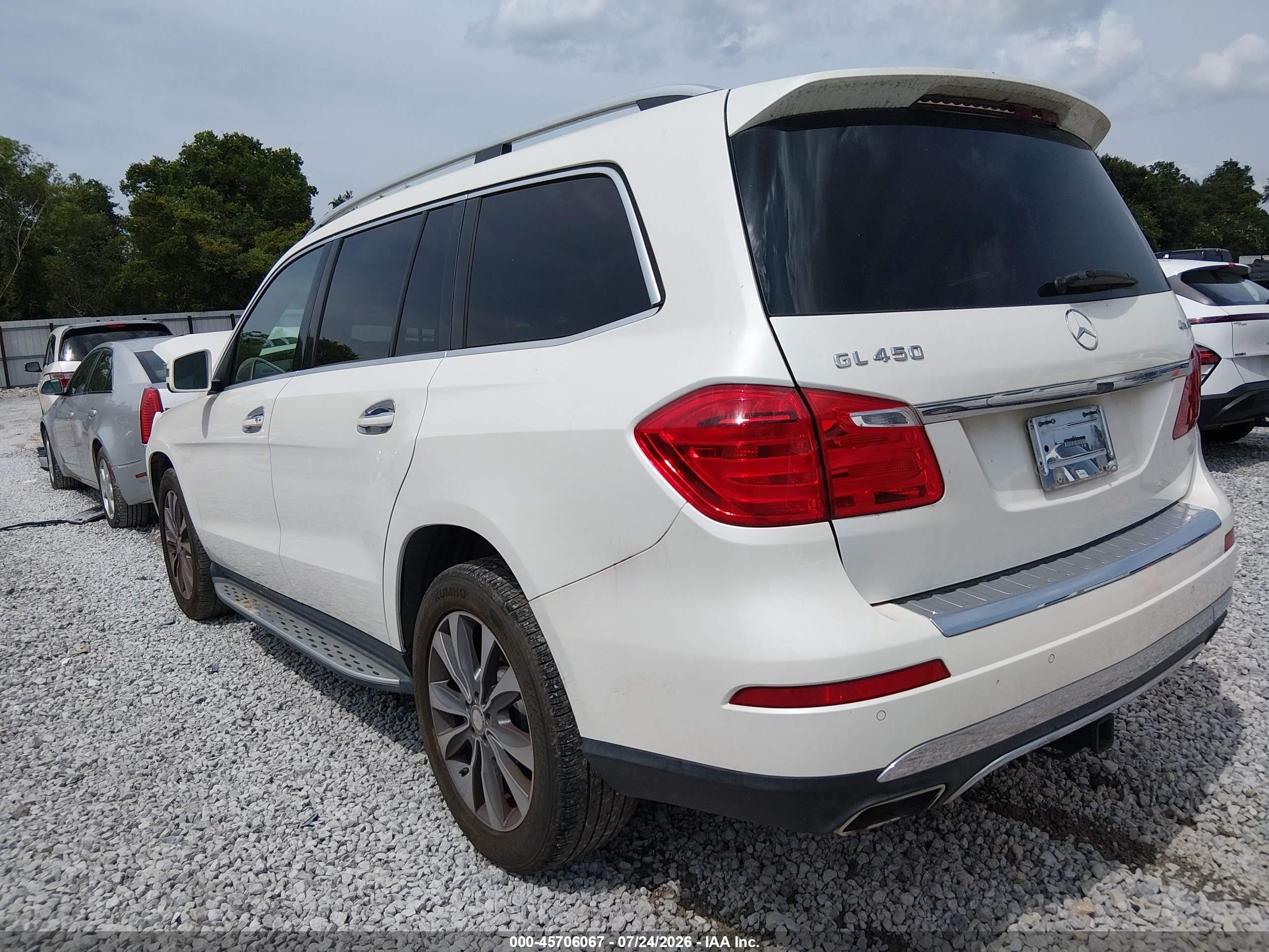 2013 Mercedes-benz Gl 450 4matic Белый vin: 4JGDF7CE0DA183234