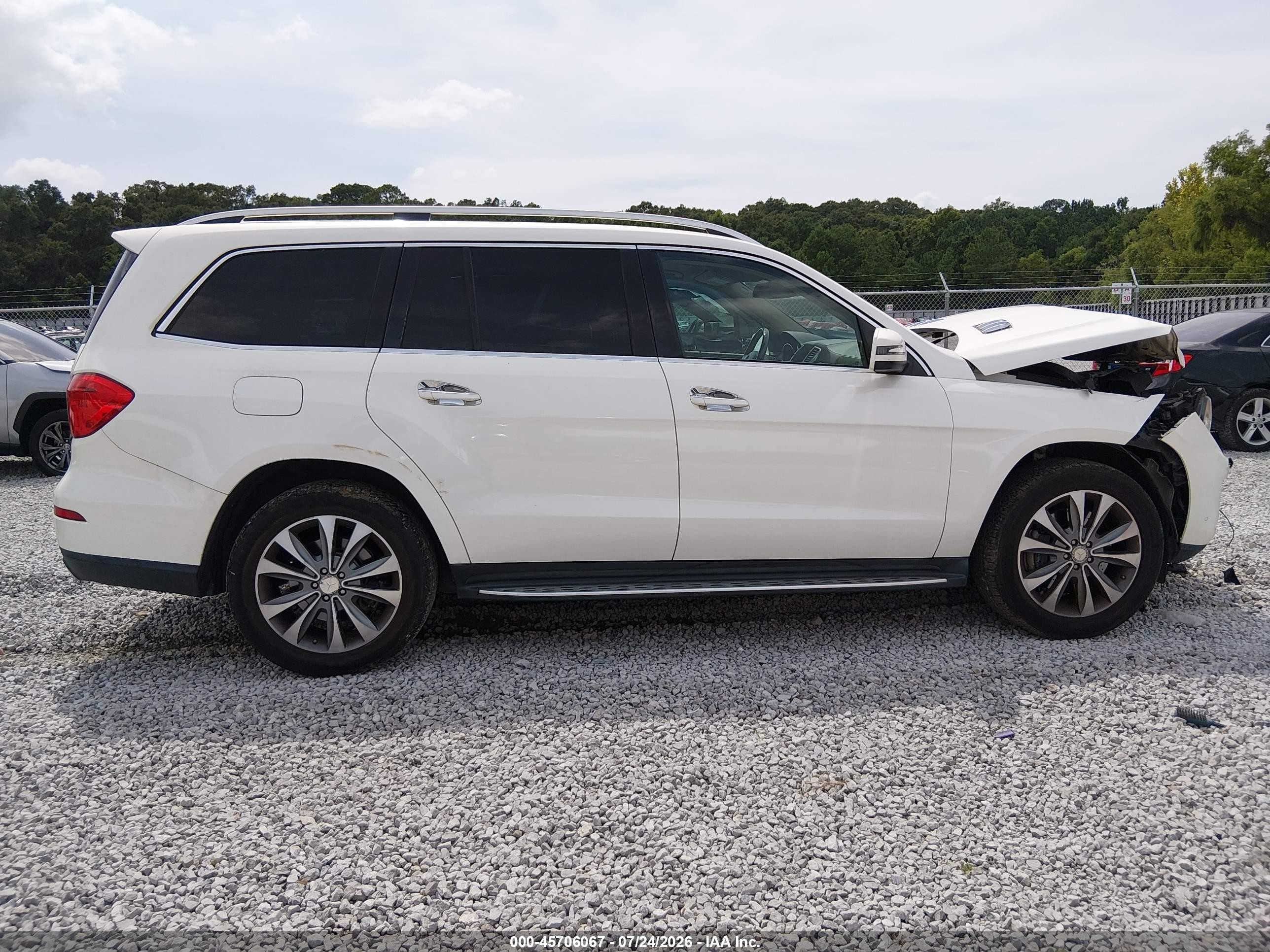 2013 Mercedes-benz Gl 450 4matic Белый vin: 4JGDF7CE0DA183234