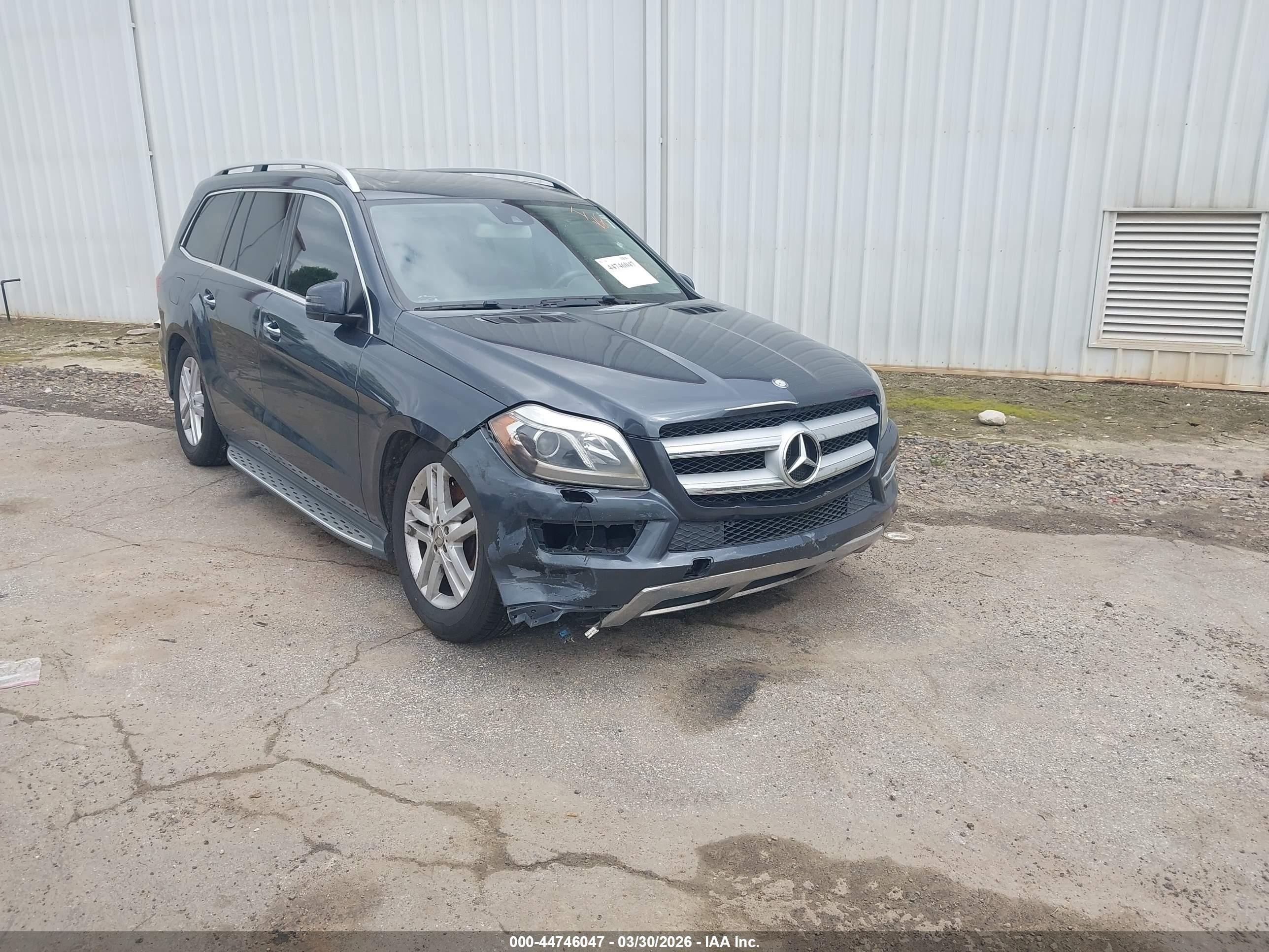 2013 Mercedes-benz Gl 450 4matic Черный vin: 4JGDF7CE0DA185548