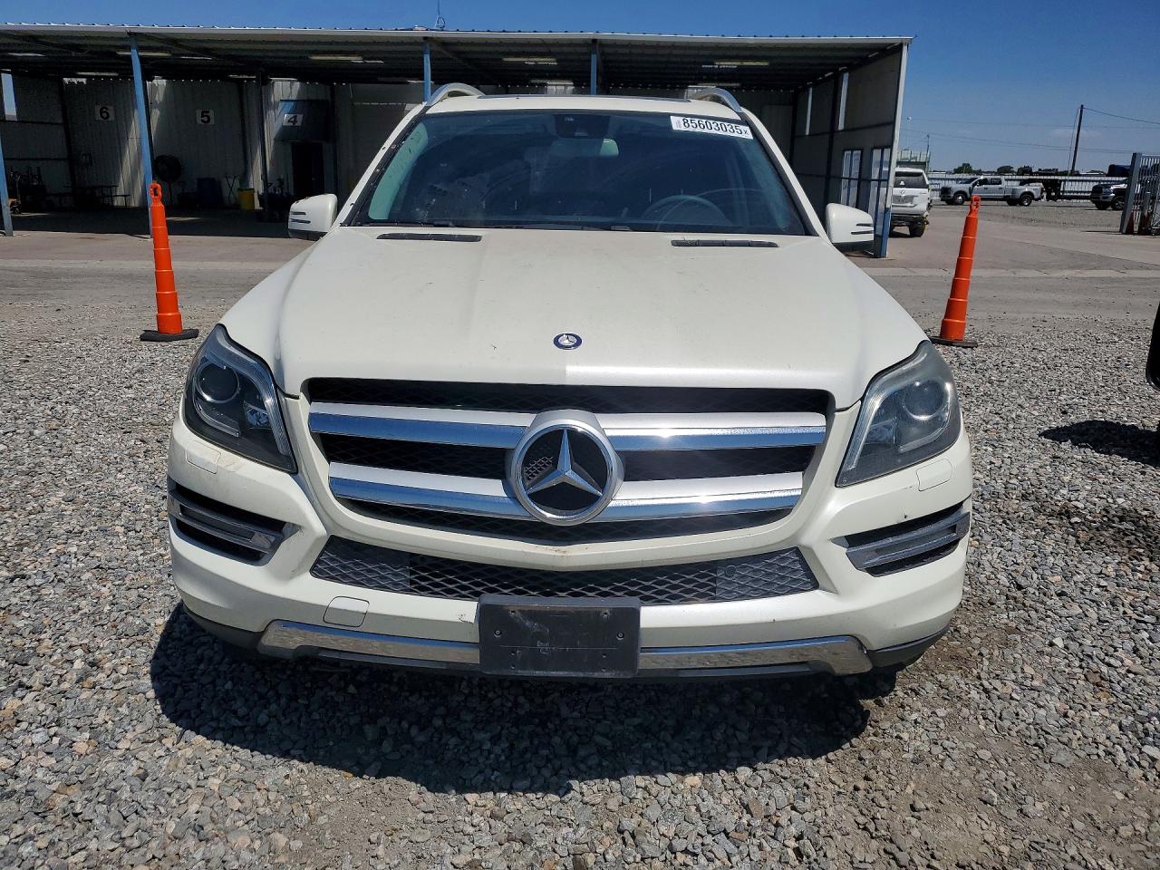 2013 Mercedes-benz Gl 450 4matic White vin: 4JGDF7CE1DA128579