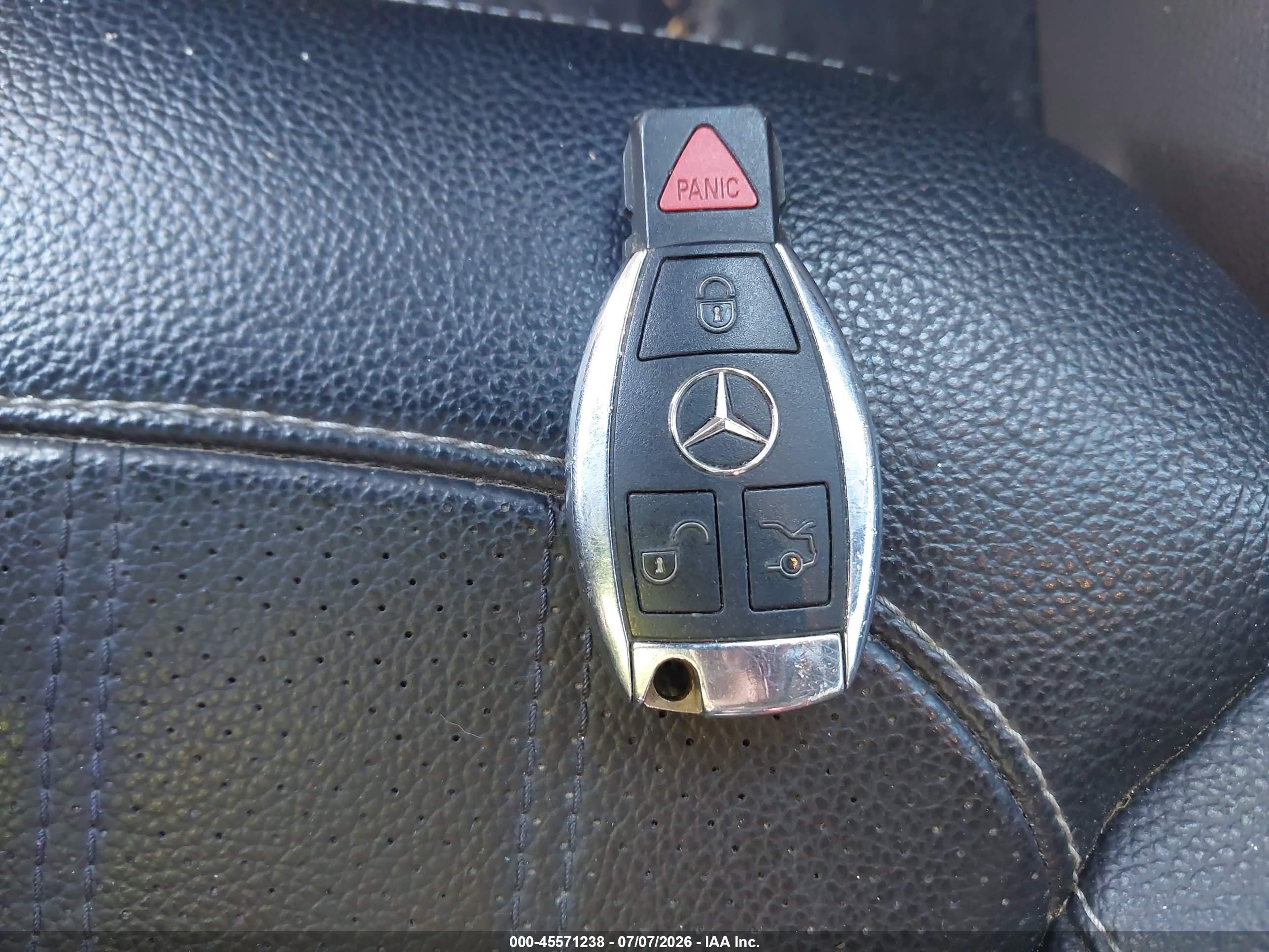 2013 Mercedes-benz Gl 450 4matic White vin: 4JGDF7CE1DA130655