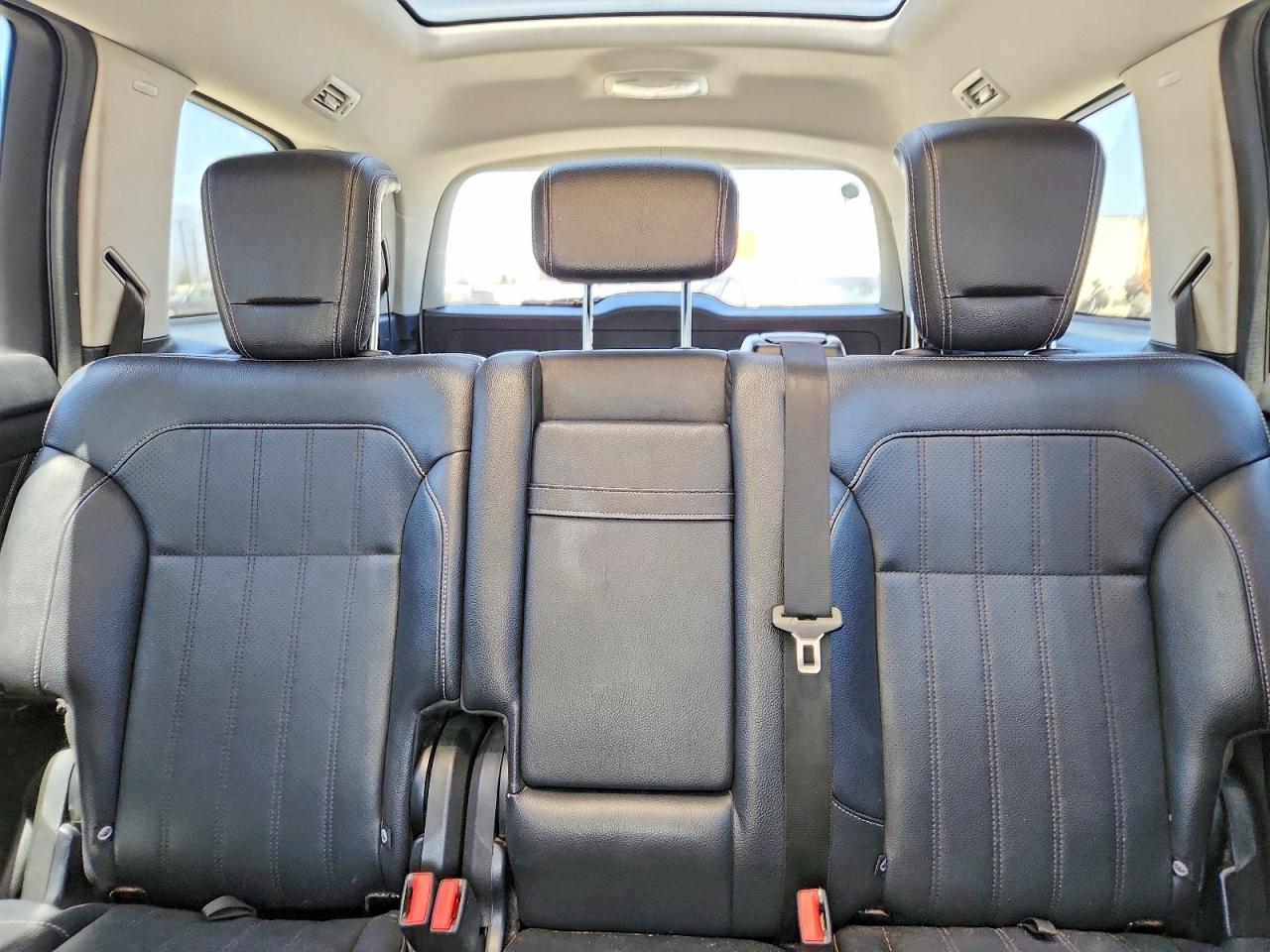 2013 Mercedes-benz Gl 450 4matic White vin: 4JGDF7CE1DA140148