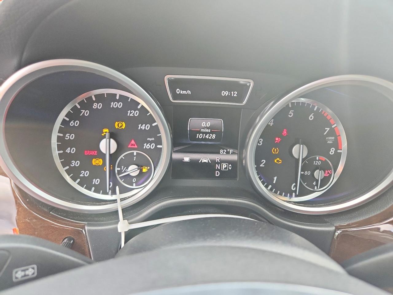 2013 Mercedes-benz Gl 450 4matic Кремовый vin: 4JGDF7CE1DA156642