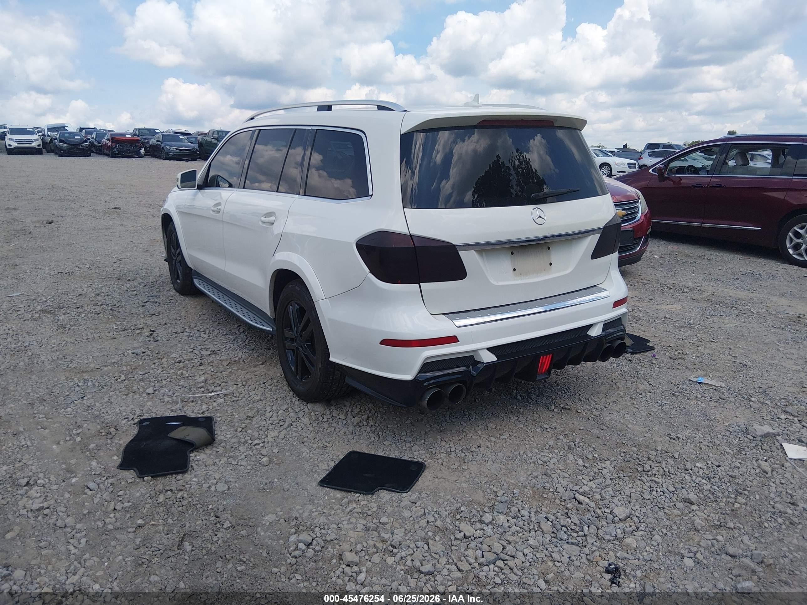 2013 Mercedes-benz Gl 450 4matic White vin: 4JGDF7CE1DA166202