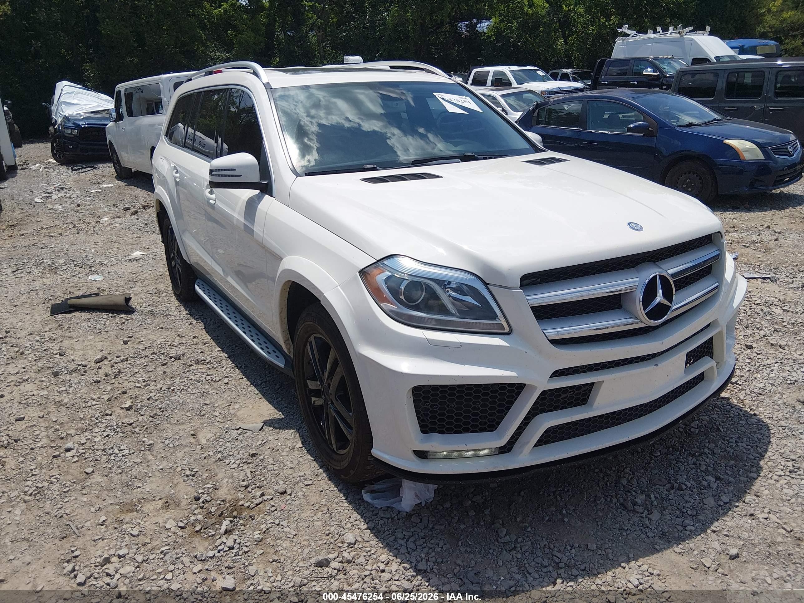 2013 Mercedes-benz Gl 450 4matic White vin: 4JGDF7CE1DA166202