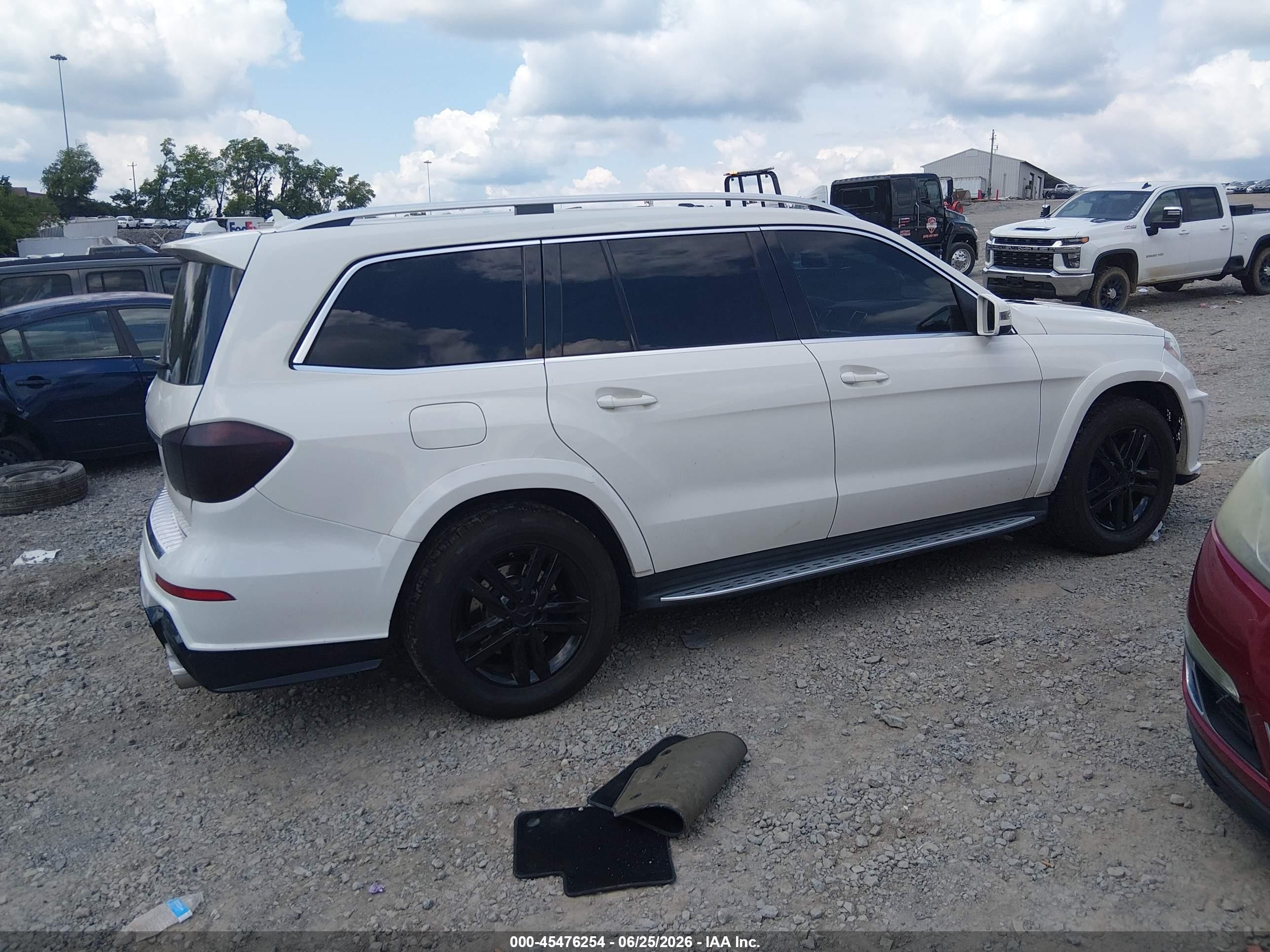 2013 Mercedes-benz Gl 450 4matic White vin: 4JGDF7CE1DA166202