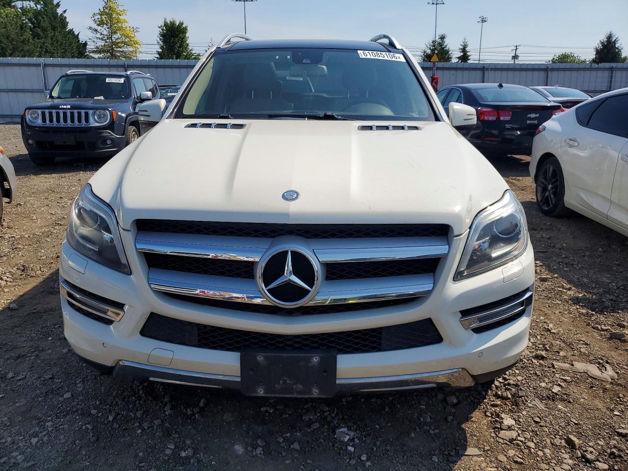 2013 Mercedes-benz Gl 450 4matic White vin: 4JGDF7CE1DA241013