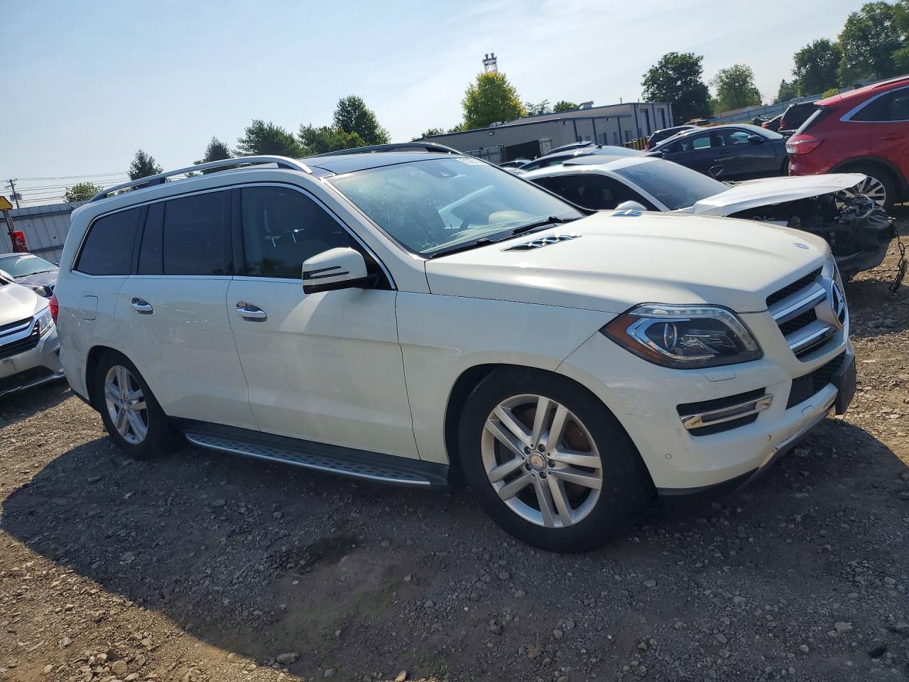 2013 Mercedes-benz Gl 450 4matic White vin: 4JGDF7CE1DA241013