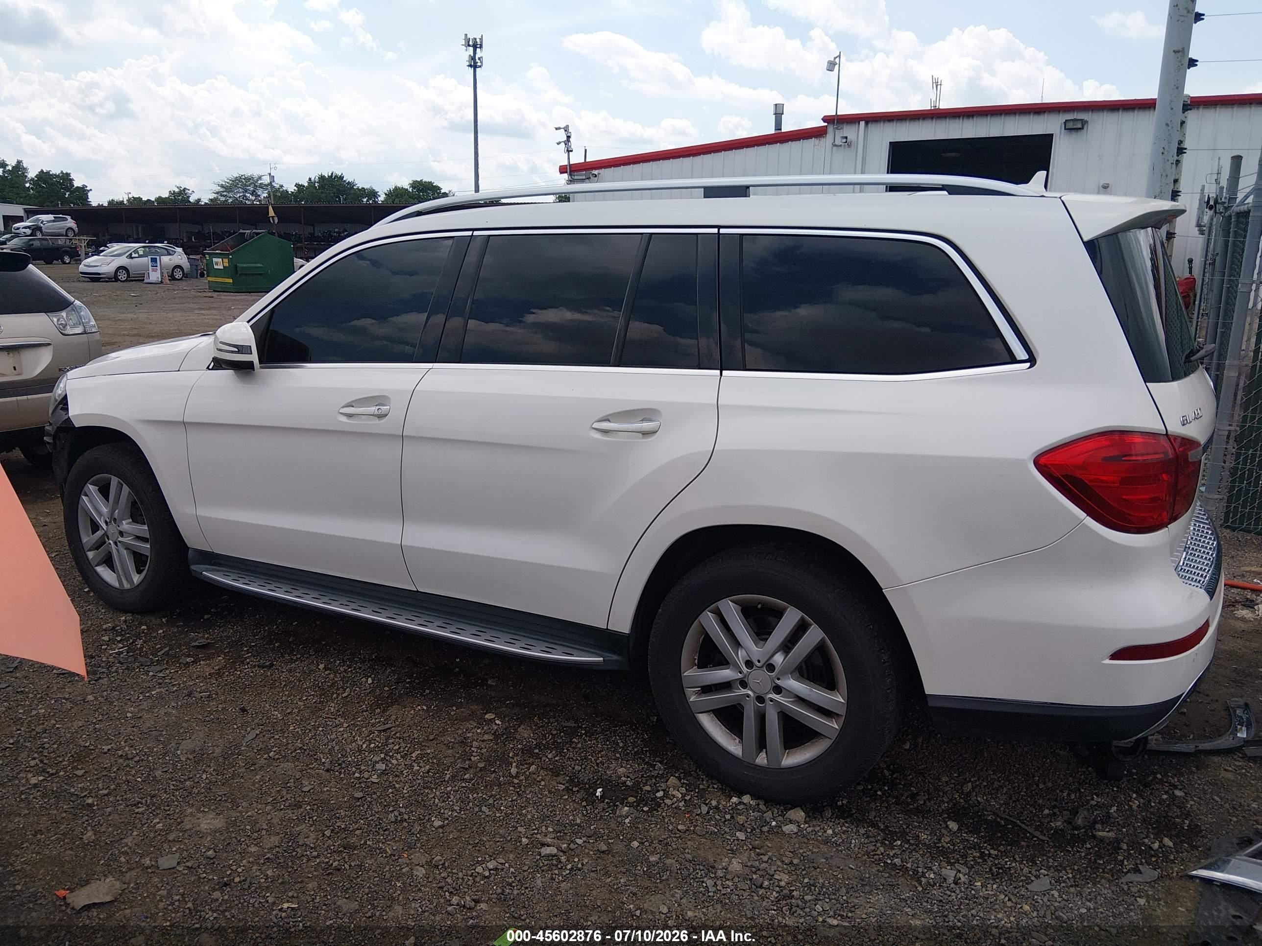 2014 Mercedes-benz Gl 450 4matic White vin: 4JGDF7CE1EA272120