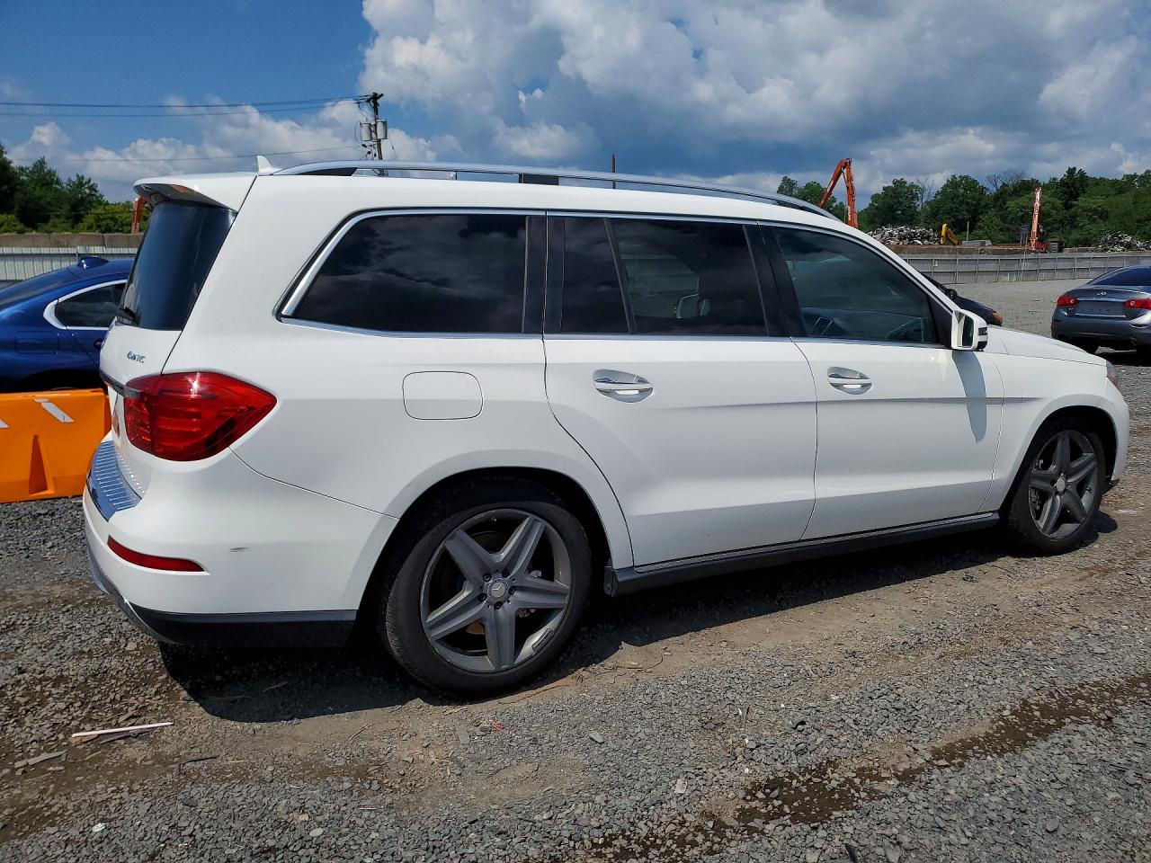 2014 Mercedes-benz Gl 450 4matic White vin: 4JGDF7CE1EA325138