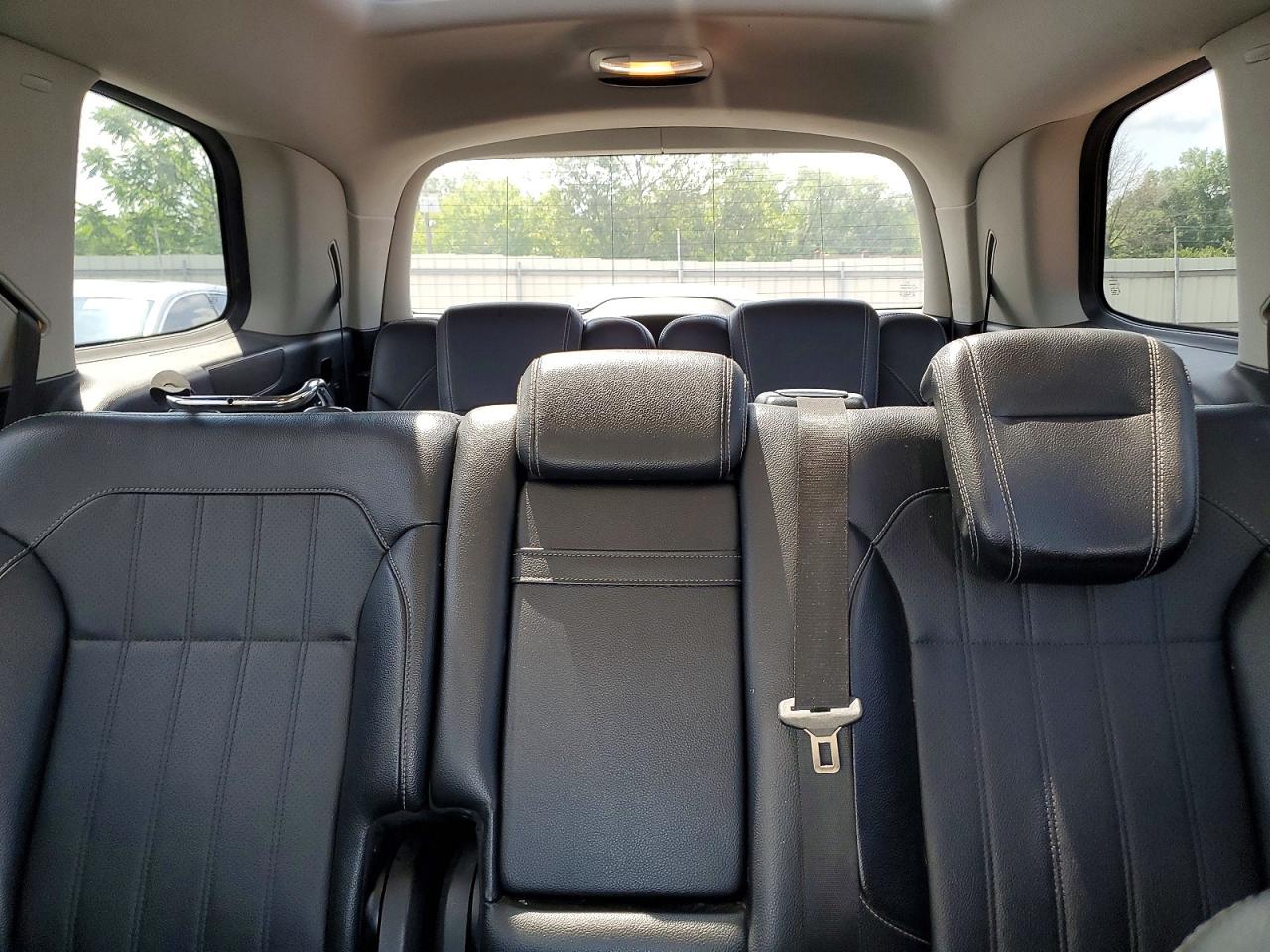 2014 Mercedes-benz Gl 450 4matic White vin: 4JGDF7CE1EA325138