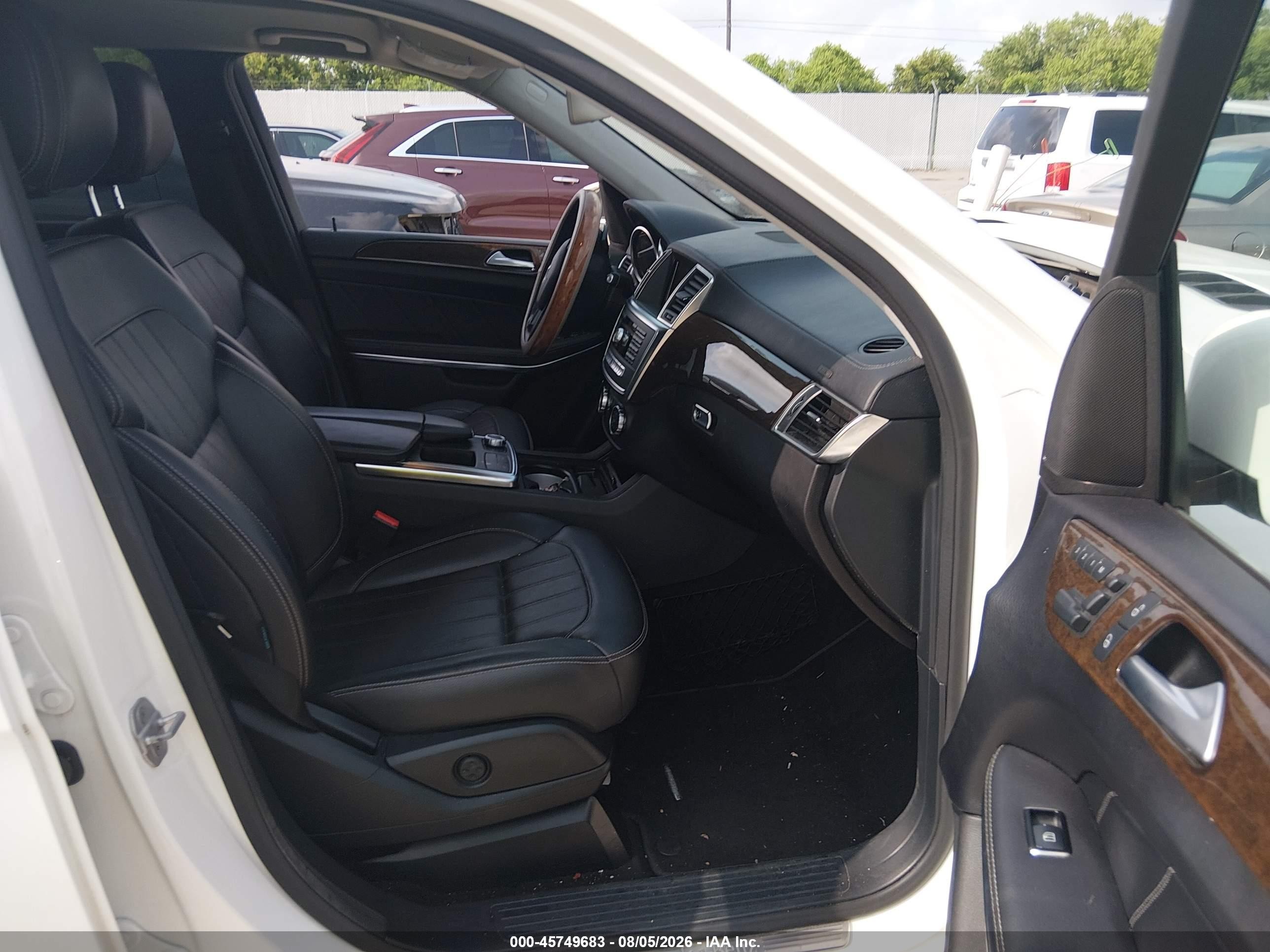 2014 Mercedes-benz Gl 450 4matic White vin: 4JGDF7CE1EA385999