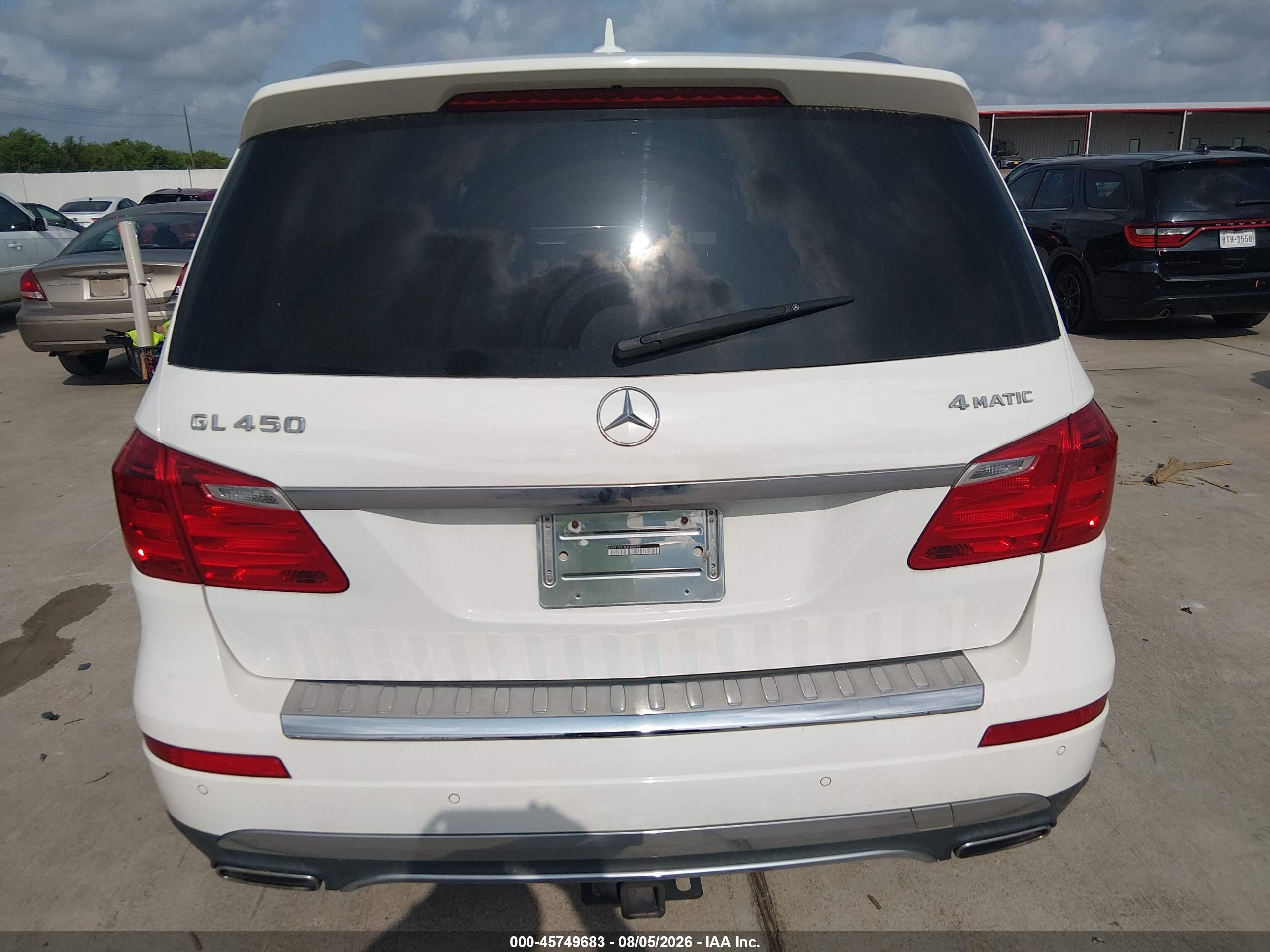 2014 Mercedes-benz Gl 450 4matic White vin: 4JGDF7CE1EA385999