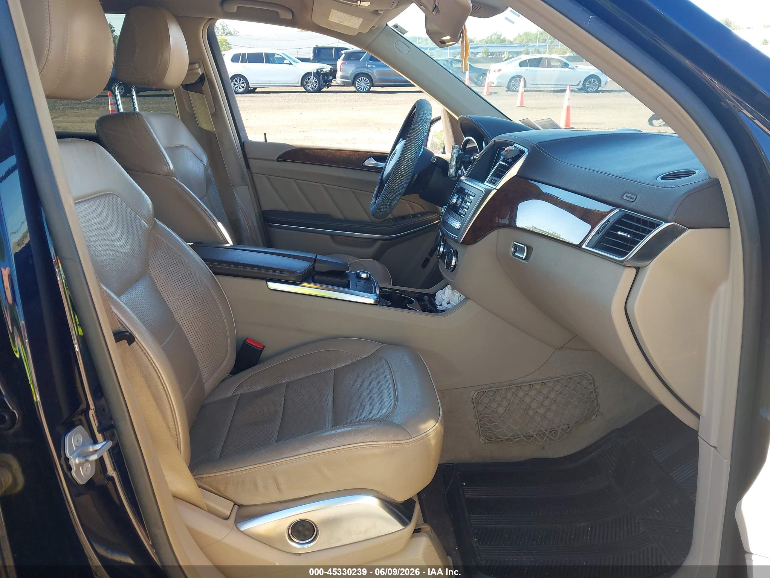 2013 Mercedes-benz Gl 450 4matic Черный vin: 4JGDF7CE2DA151093