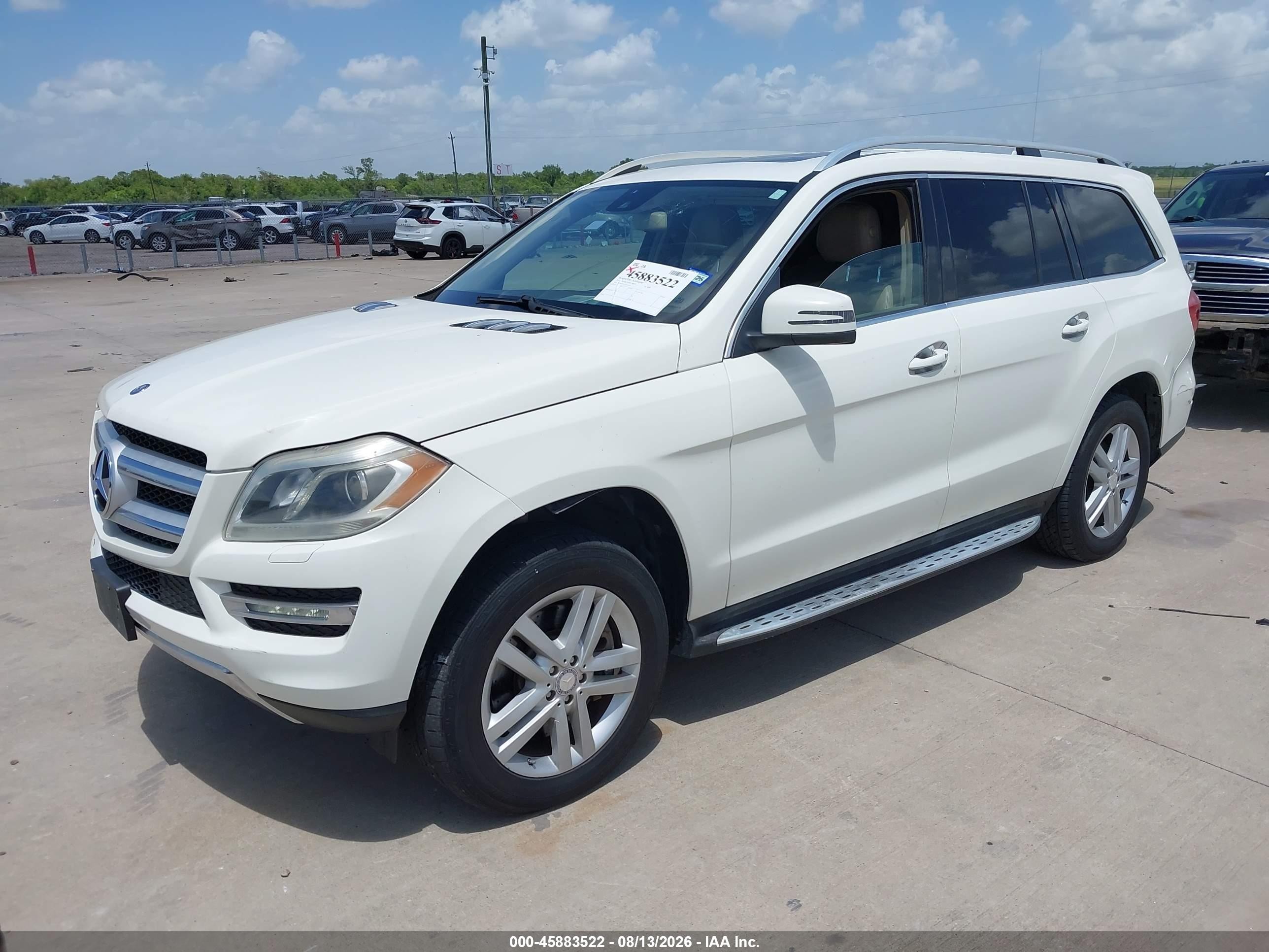 2013 Mercedes-benz Gl 450 4matic White vin: 4JGDF7CE2DA154270
