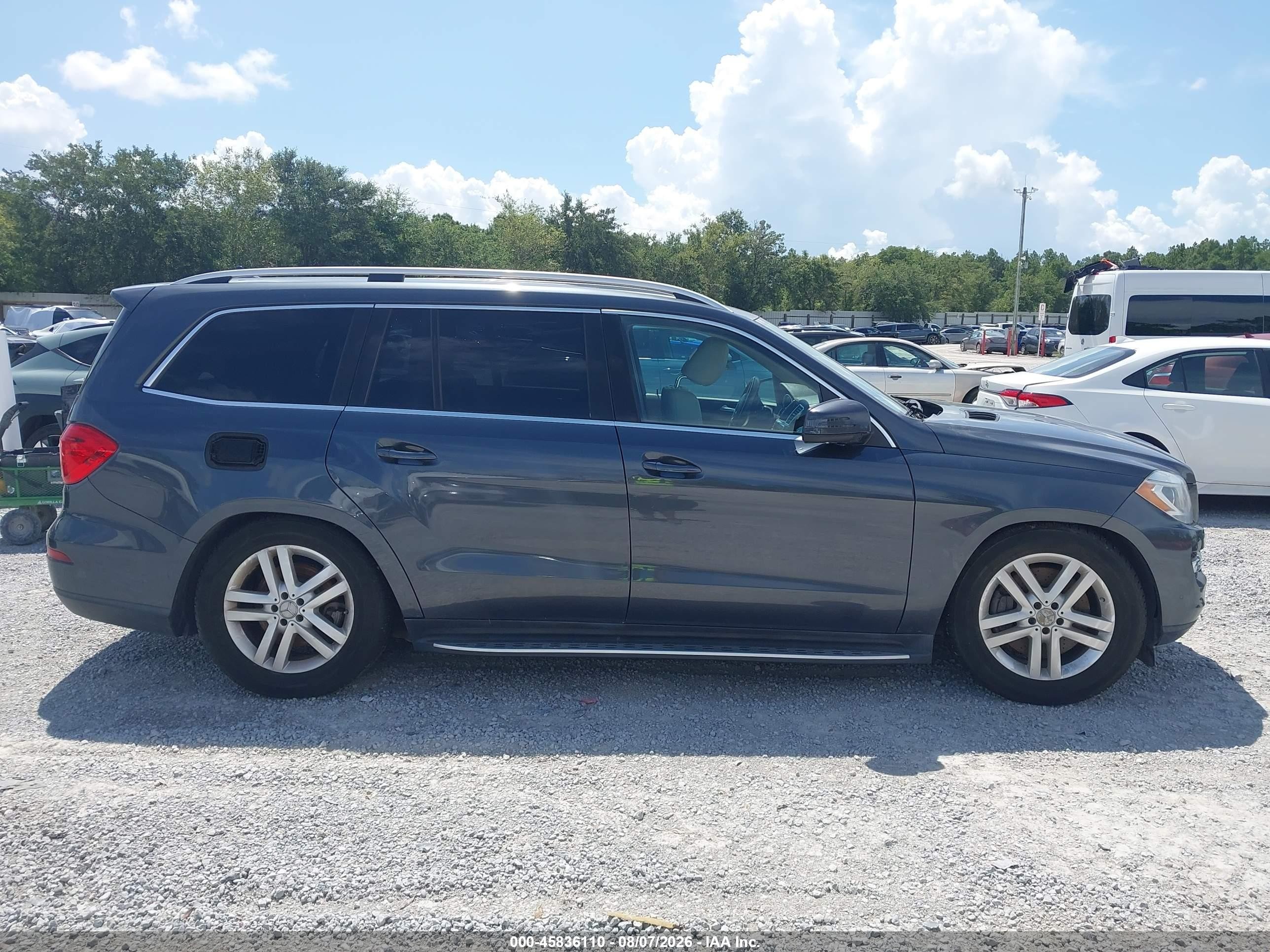 2013 Mercedes-benz Gl 450 4matic Серый vin: 4JGDF7CE2DA186894