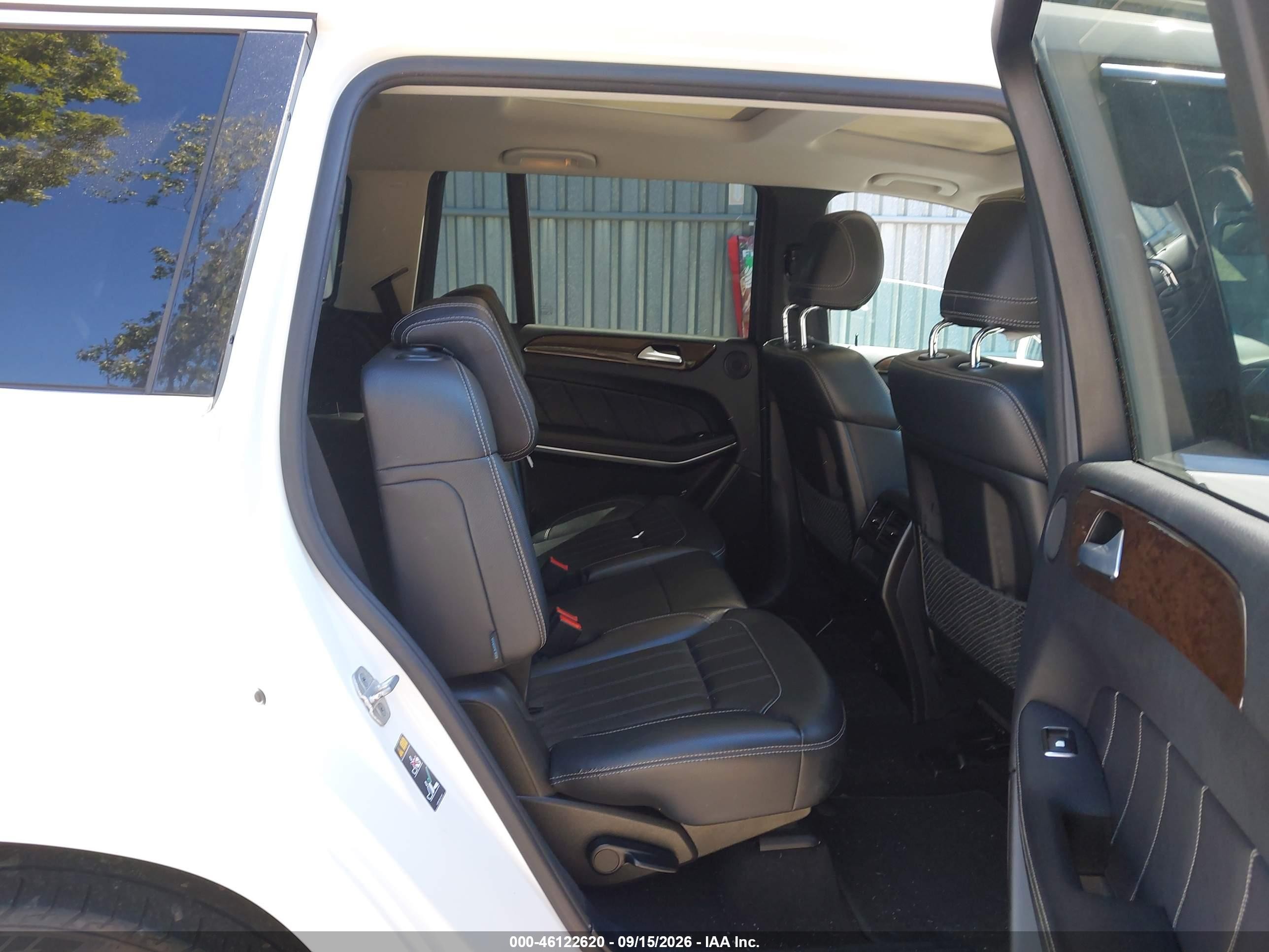 2014 Mercedes-benz Gl 450 4matic White vin: 4JGDF7CE2EA303651