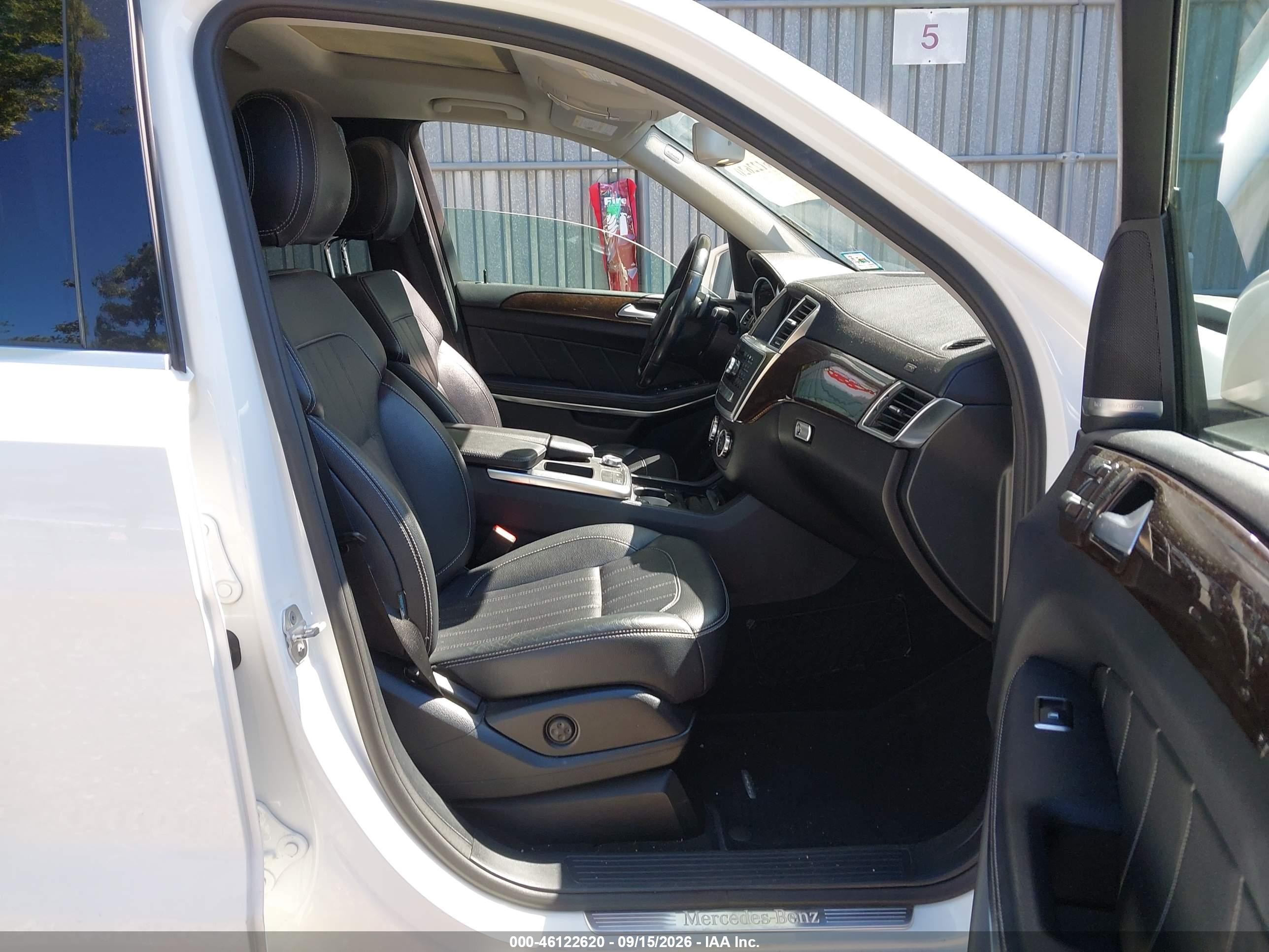 2014 Mercedes-benz Gl 450 4matic White vin: 4JGDF7CE2EA303651