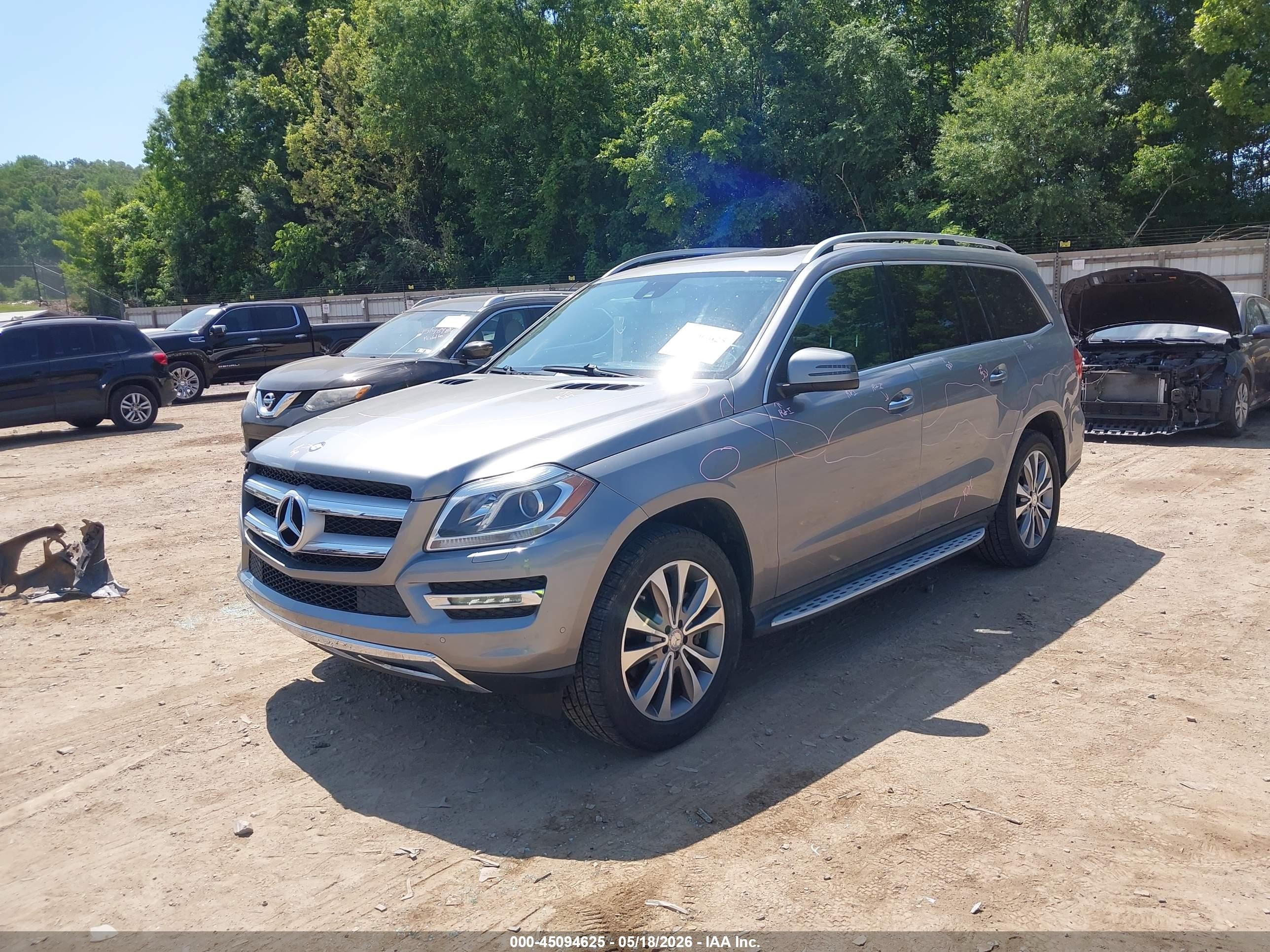 2014 Mercedes-benz Gl 450 4matic Серебряный vin: 4JGDF7CE2EA395389