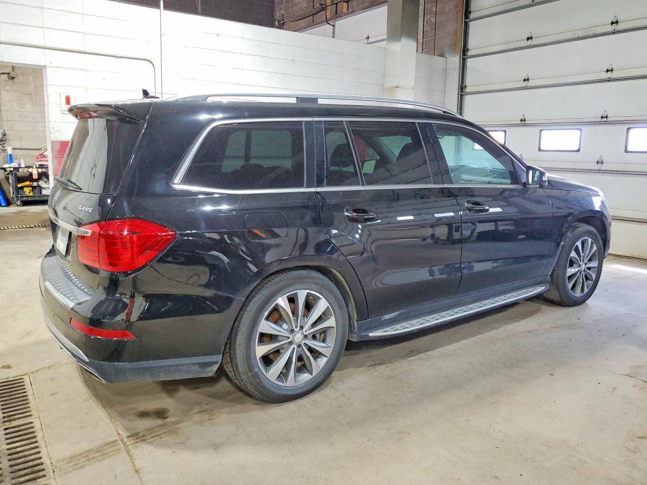 2014 Mercedes-benz Gl 450 4matic Черный vin: 4JGDF7CE2EA401255