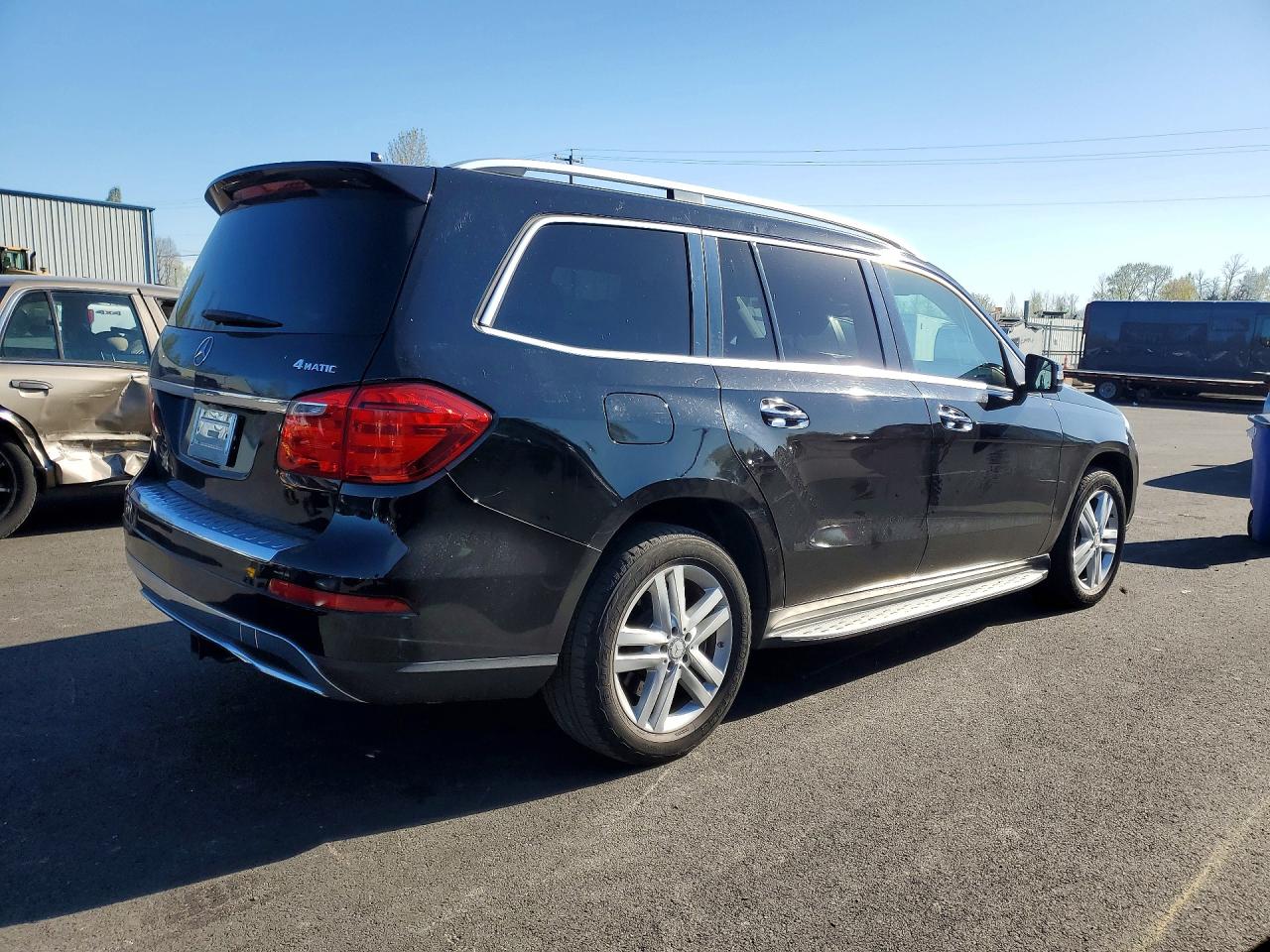 2013 Mercedes-benz Gl 450 4matic Черный vin: 4JGDF7CE3DA132553