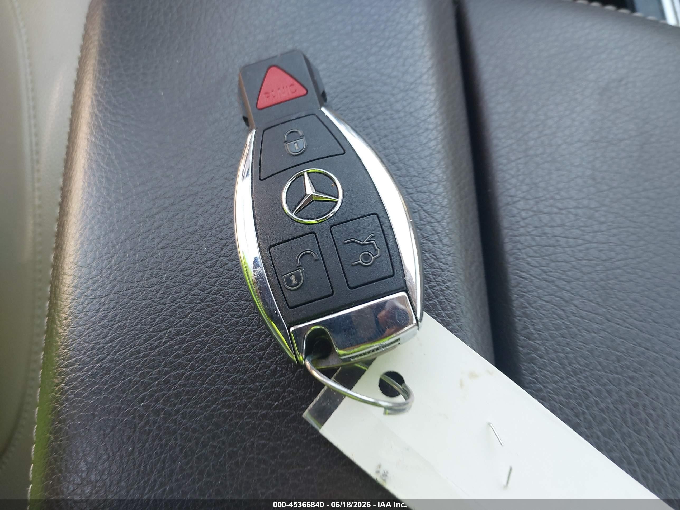 2014 Mercedes-benz Gl 450 4matic White vin: 4JGDF7CE3EA289310