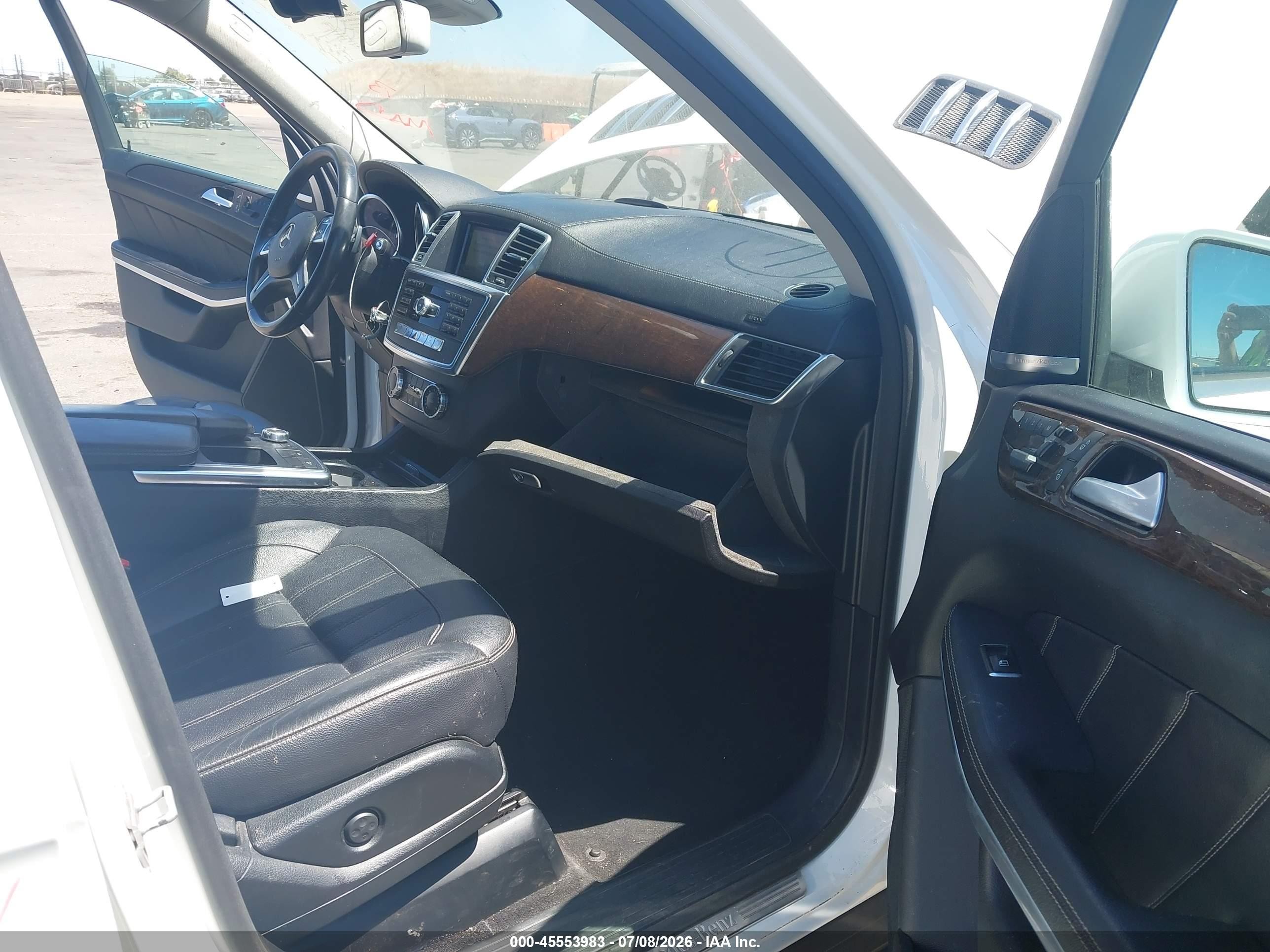 2014 Mercedes-benz Gl 450 4matic White vin: 4JGDF7CE3EA315565