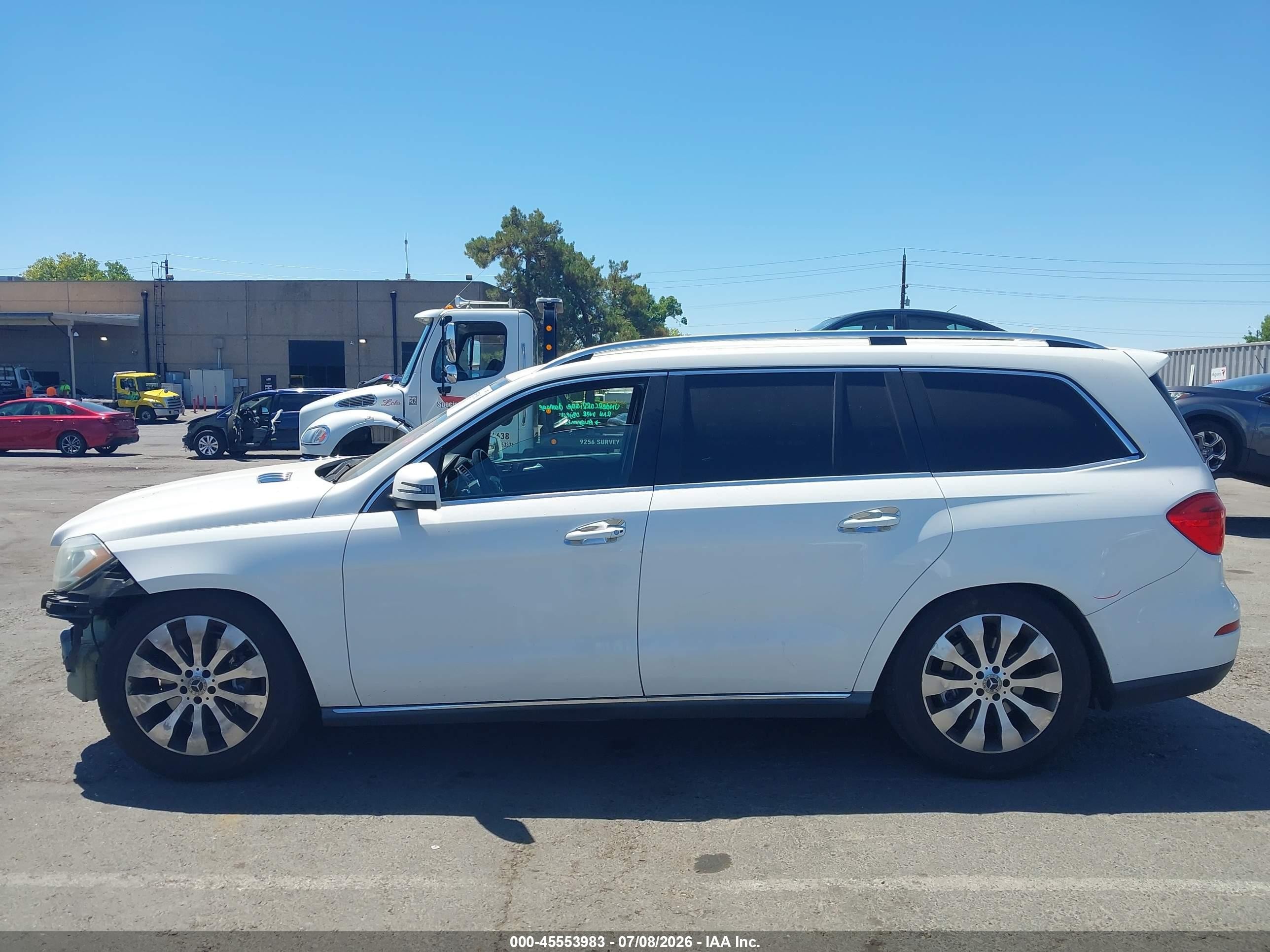 2014 Mercedes-benz Gl 450 4matic White vin: 4JGDF7CE3EA315565