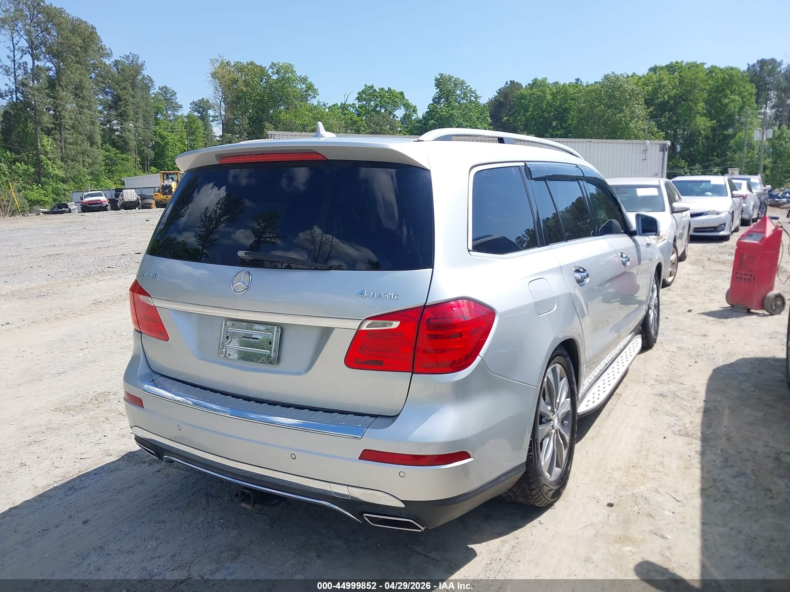 2014 Mercedes-benz Gl 450 4matic Silver vin: 4JGDF7CE3EA345925