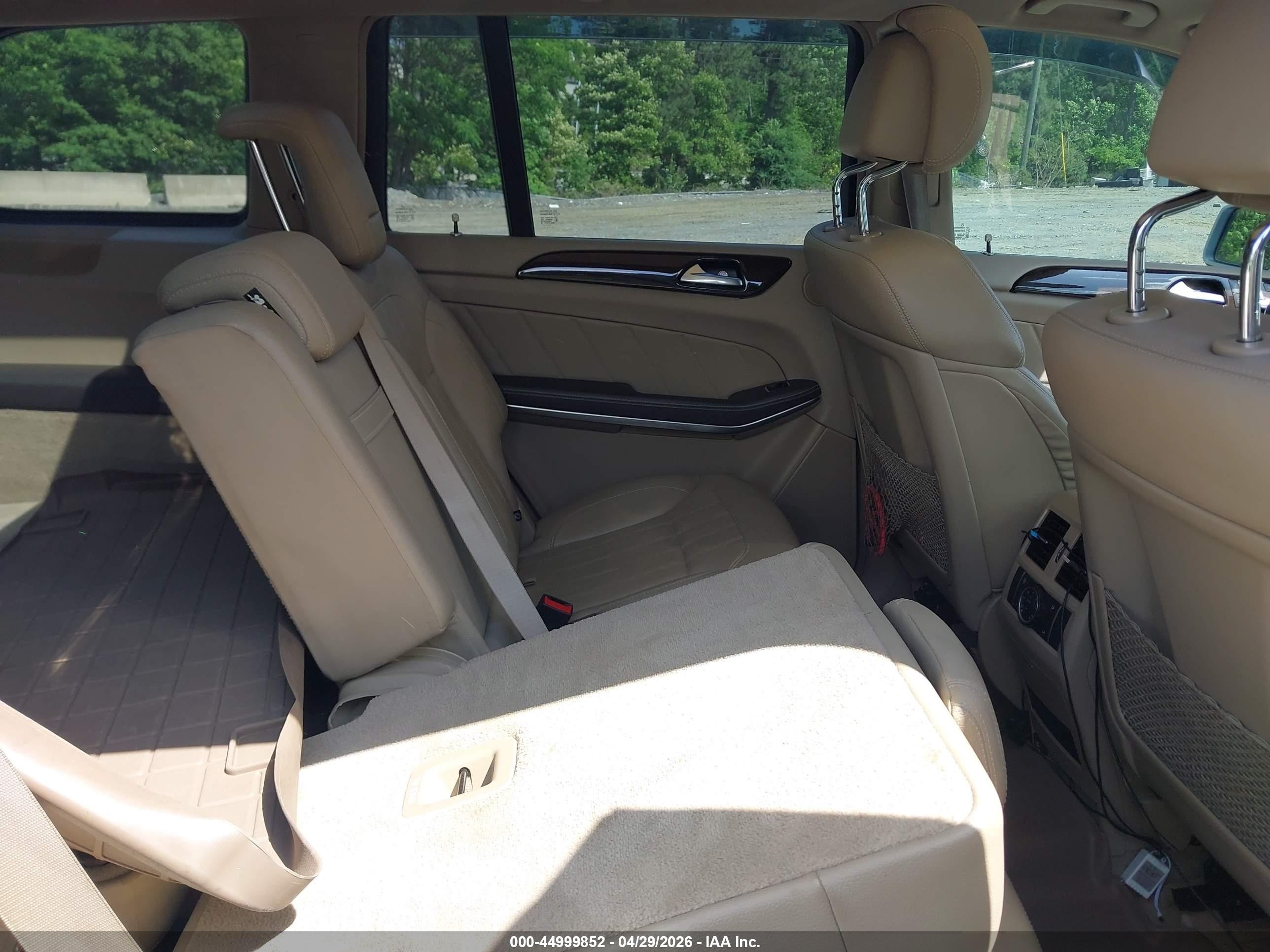 2014 Mercedes-benz Gl 450 4matic Silver vin: 4JGDF7CE3EA345925