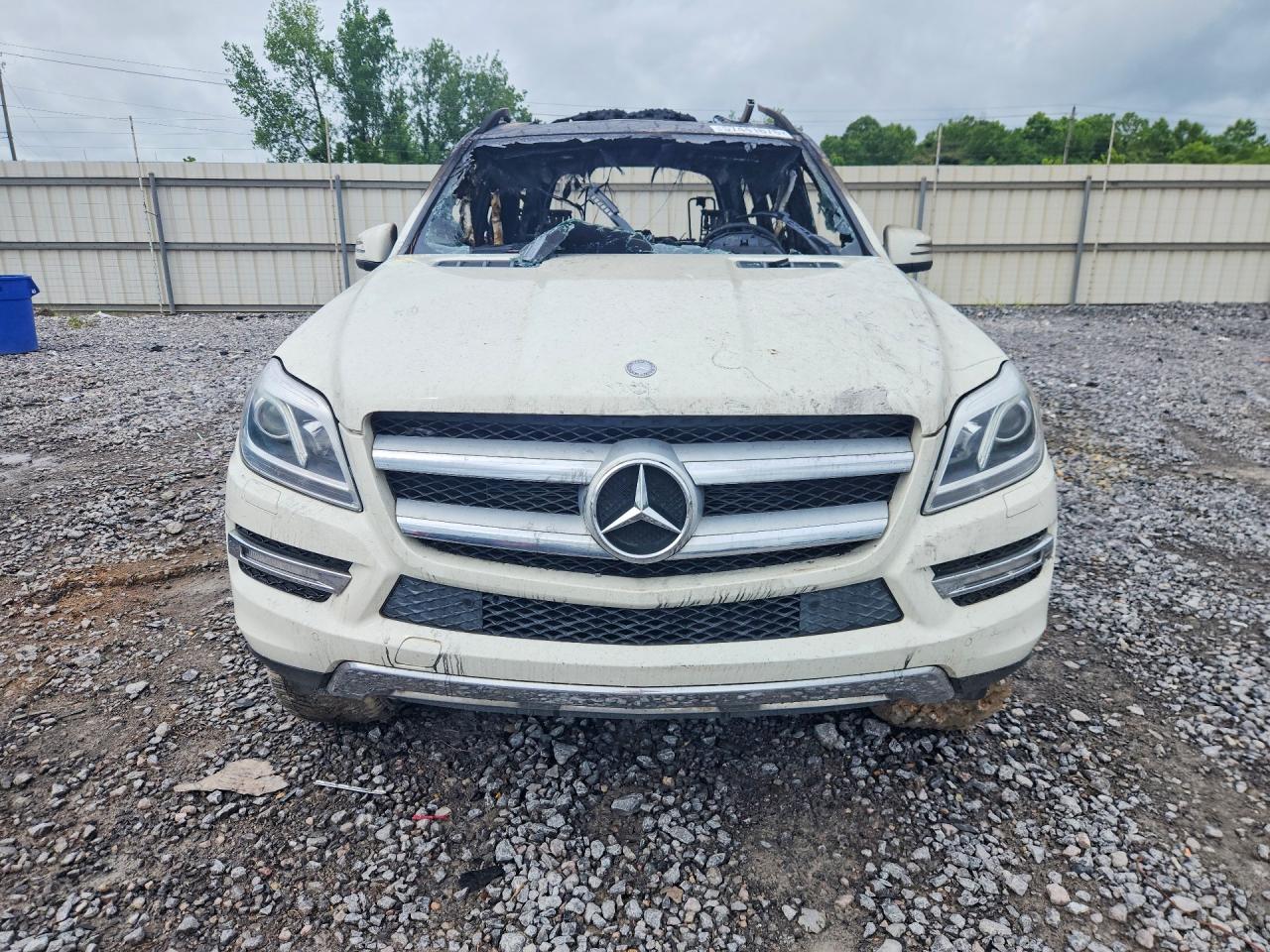2013 Mercedes-benz Gl 450 4matic White vin: 4JGDF7CE4DA131427