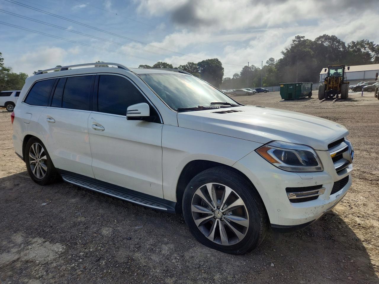 2013 Mercedes-benz Gl 450 4matic White vin: 4JGDF7CE4DA192468