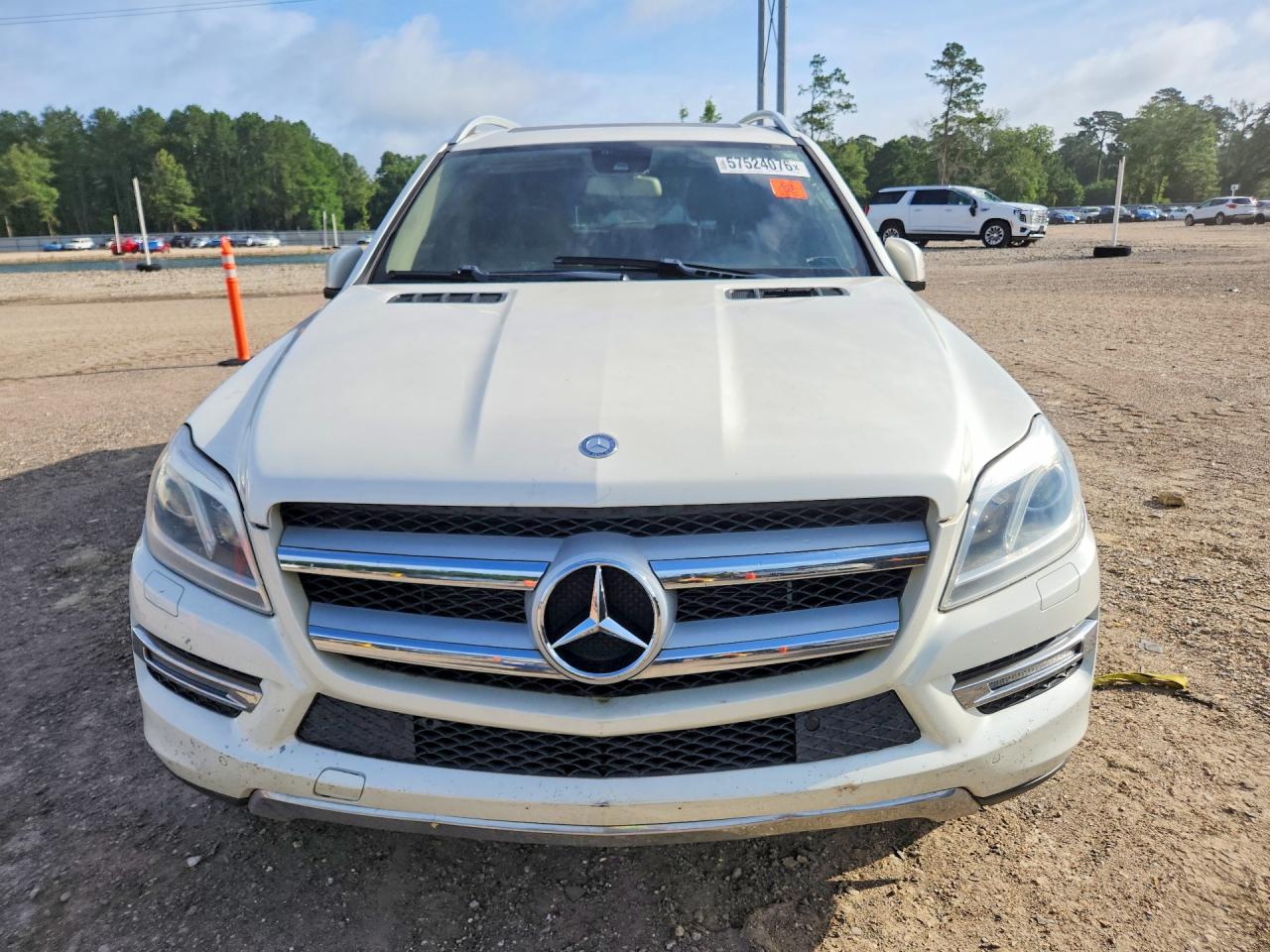 2013 Mercedes-benz Gl 450 4matic White vin: 4JGDF7CE4DA192468