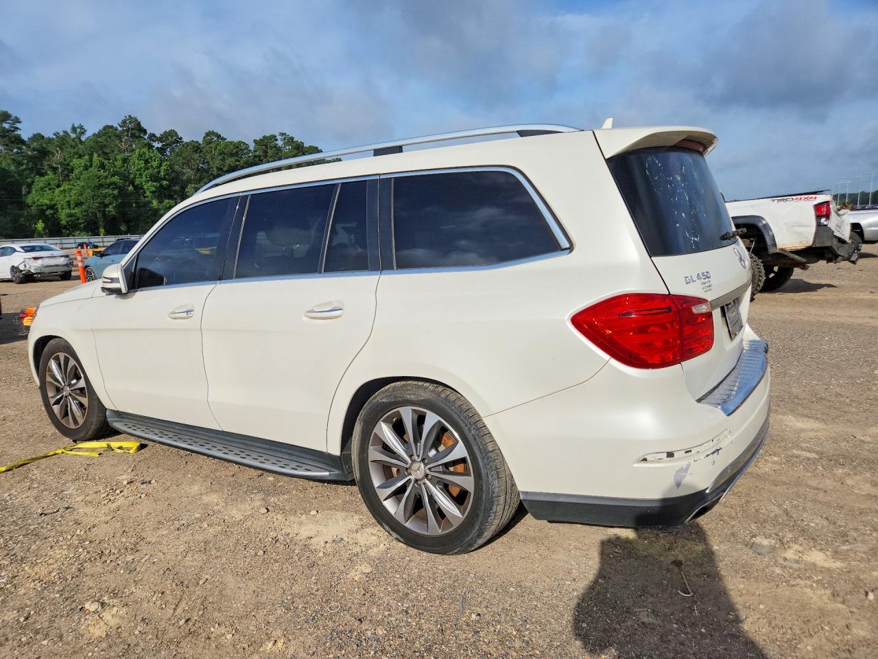 2013 Mercedes-benz Gl 450 4matic White vin: 4JGDF7CE4DA192468
