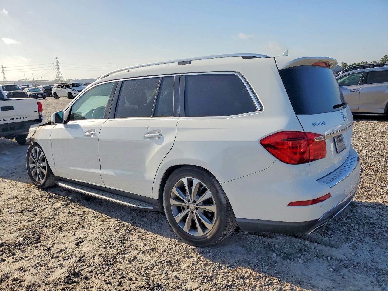 2014 Mercedes-benz Gl 450 4matic White vin: 4JGDF7CE4EA318569