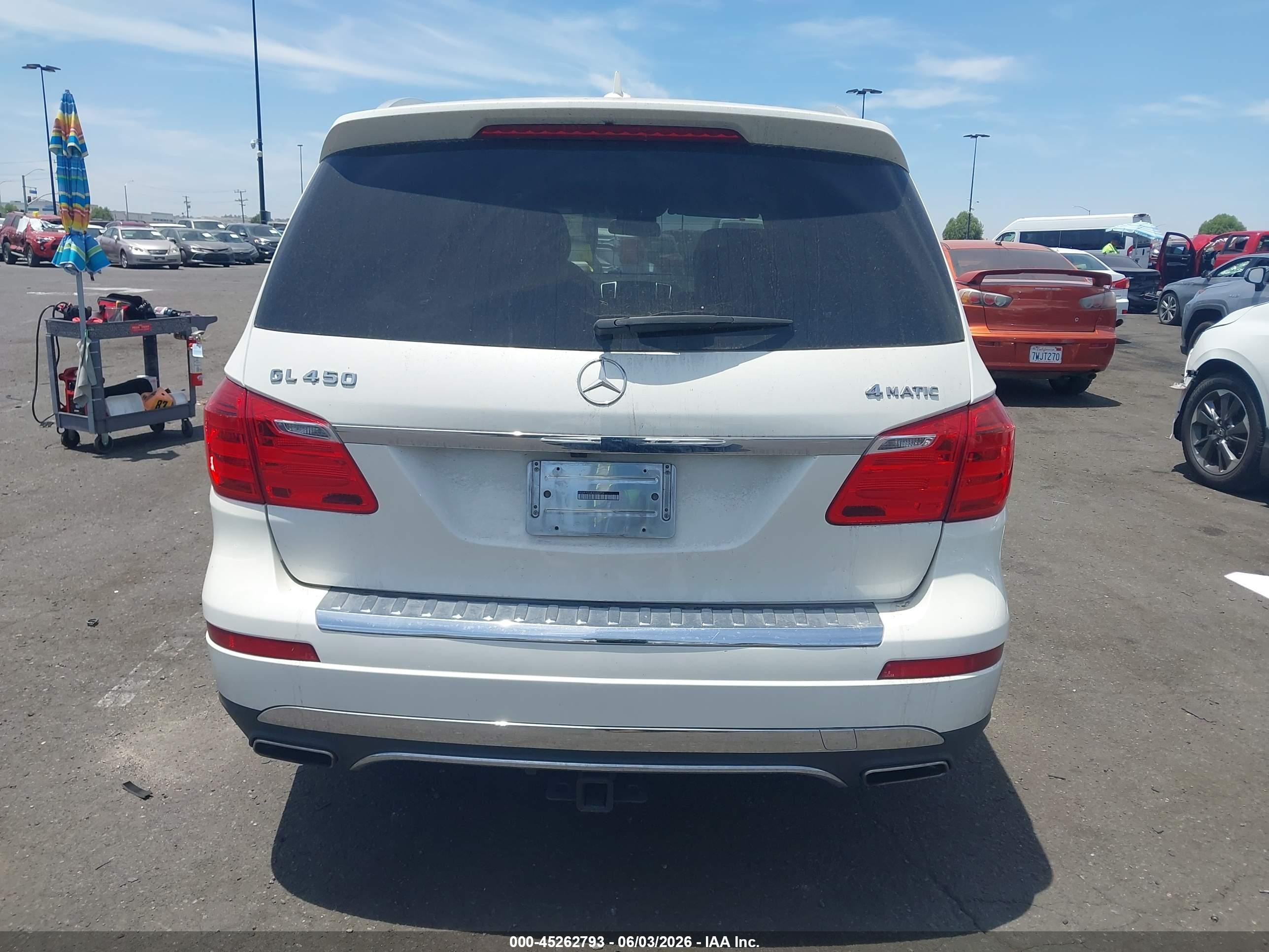 2014 Mercedes-benz Gl 450 4matic White vin: 4JGDF7CE4EA348994
