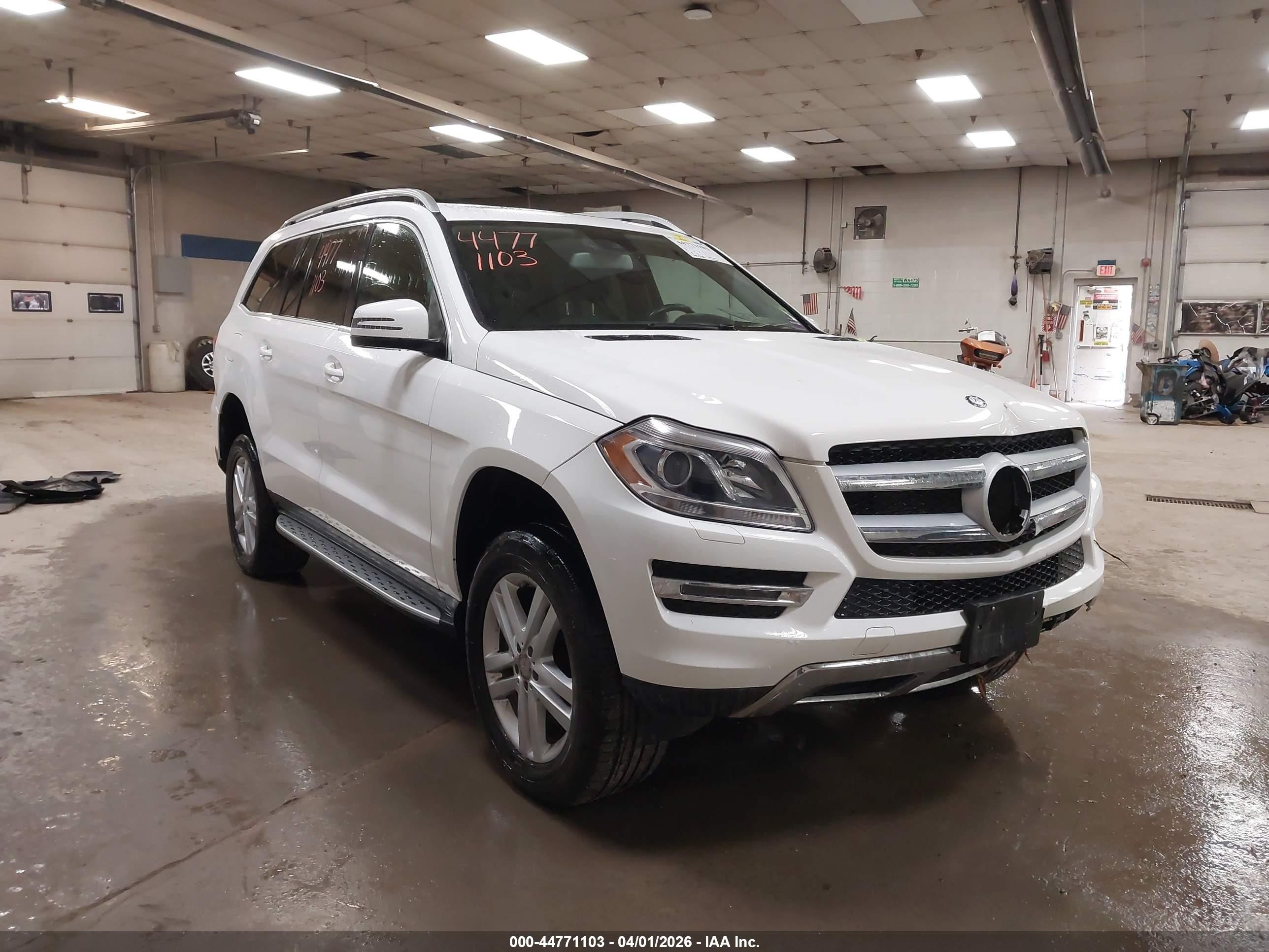 2014 Mercedes-benz Gl 450 4matic White vin: 4JGDF7CE4EA413746
