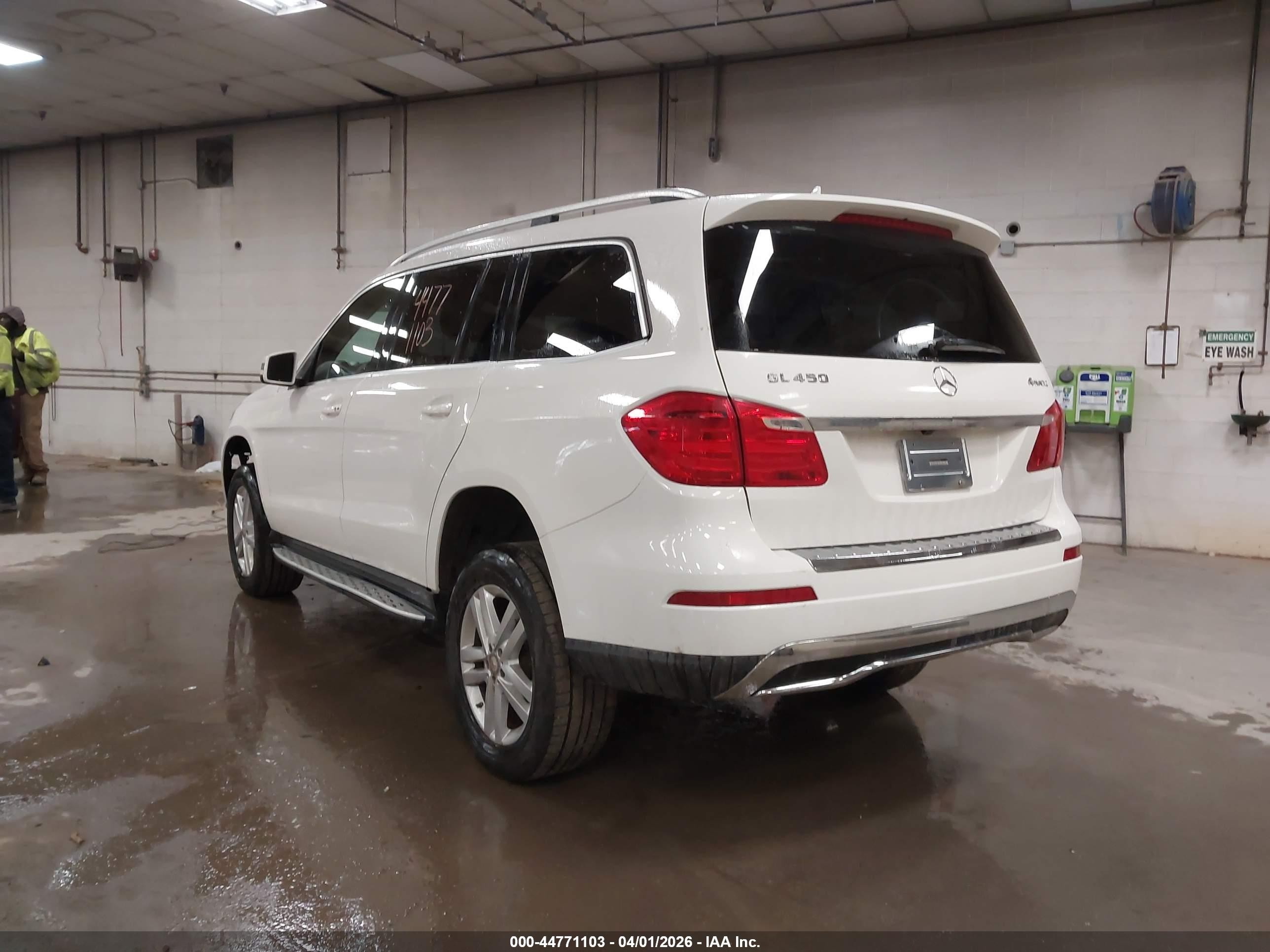 2014 Mercedes-benz Gl 450 4matic White vin: 4JGDF7CE4EA413746
