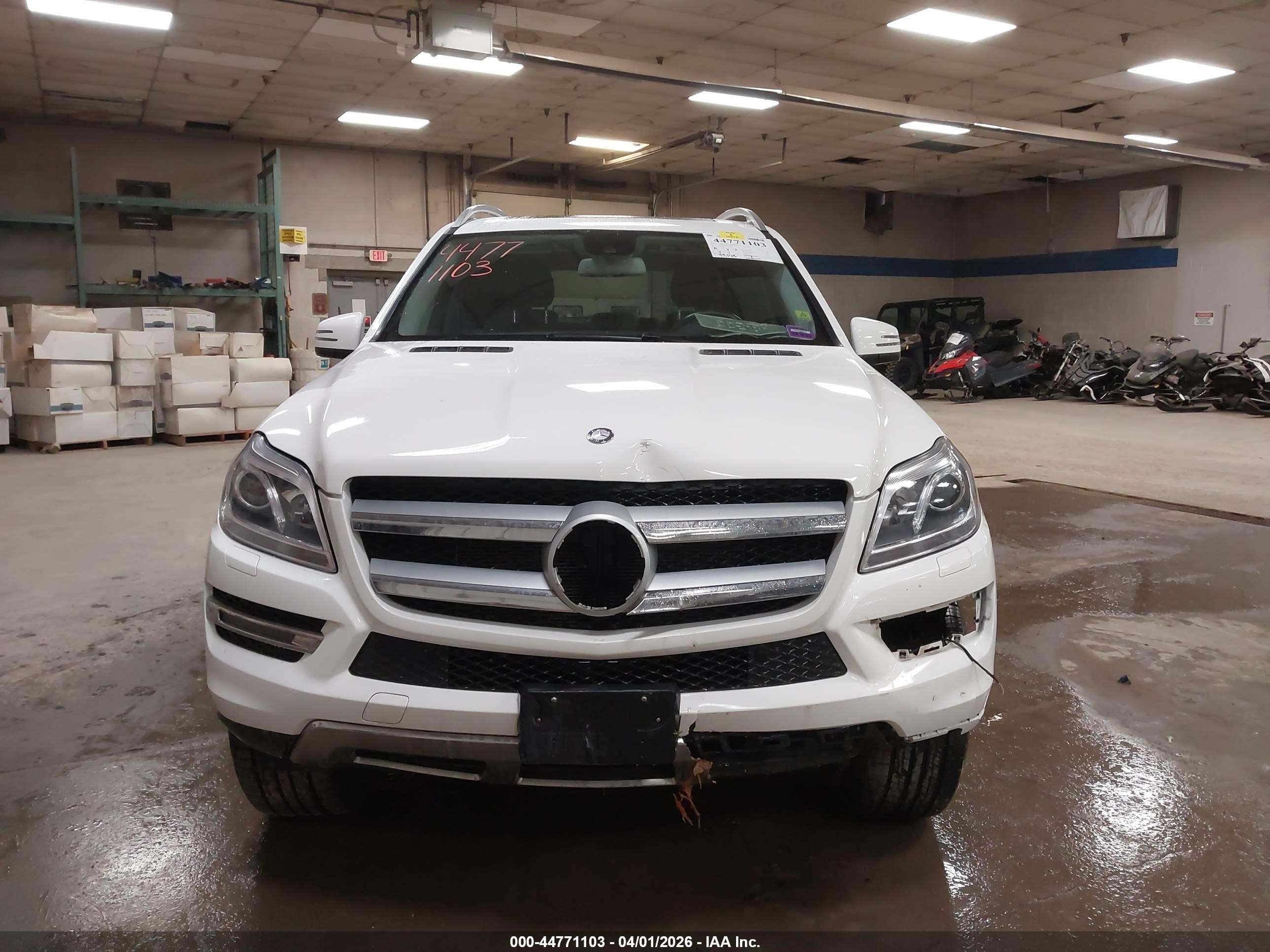 2014 Mercedes-benz Gl 450 4matic White vin: 4JGDF7CE4EA413746