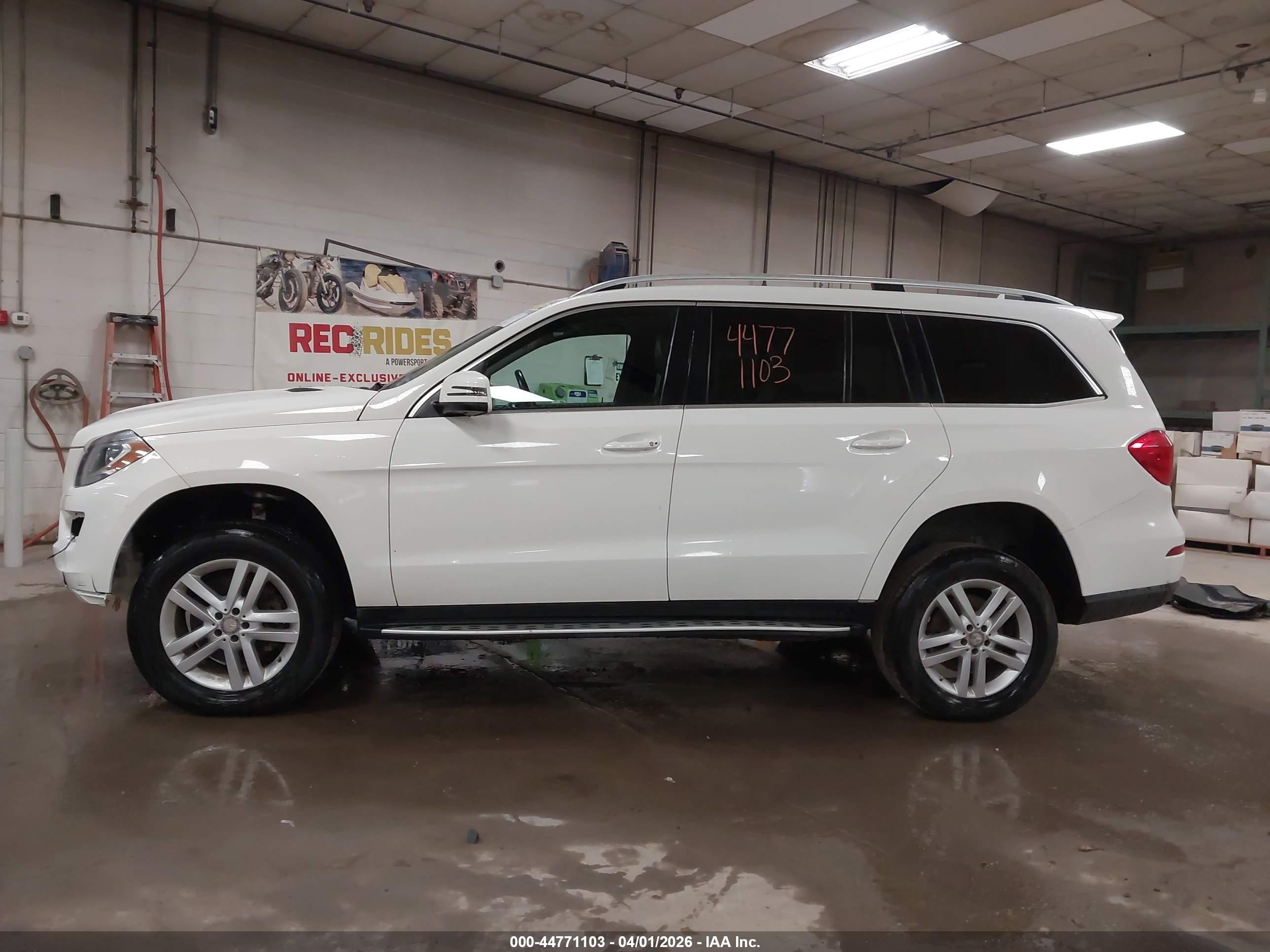 2014 Mercedes-benz Gl 450 4matic White vin: 4JGDF7CE4EA413746