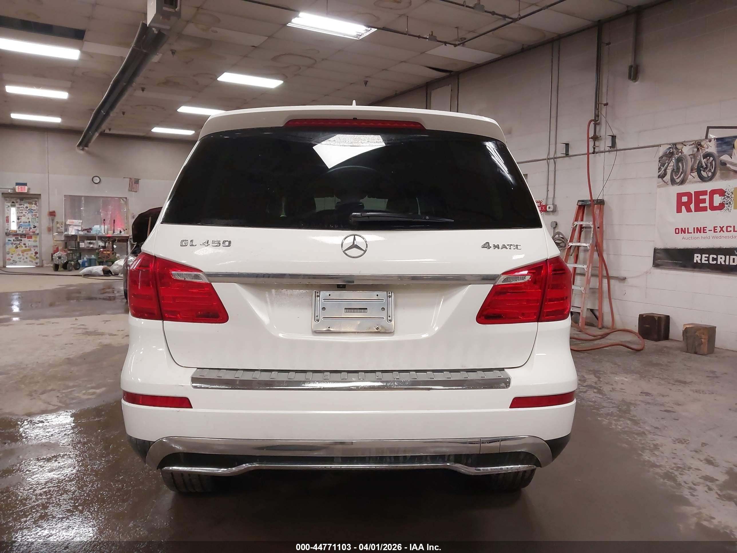 2014 Mercedes-benz Gl 450 4matic White vin: 4JGDF7CE4EA413746