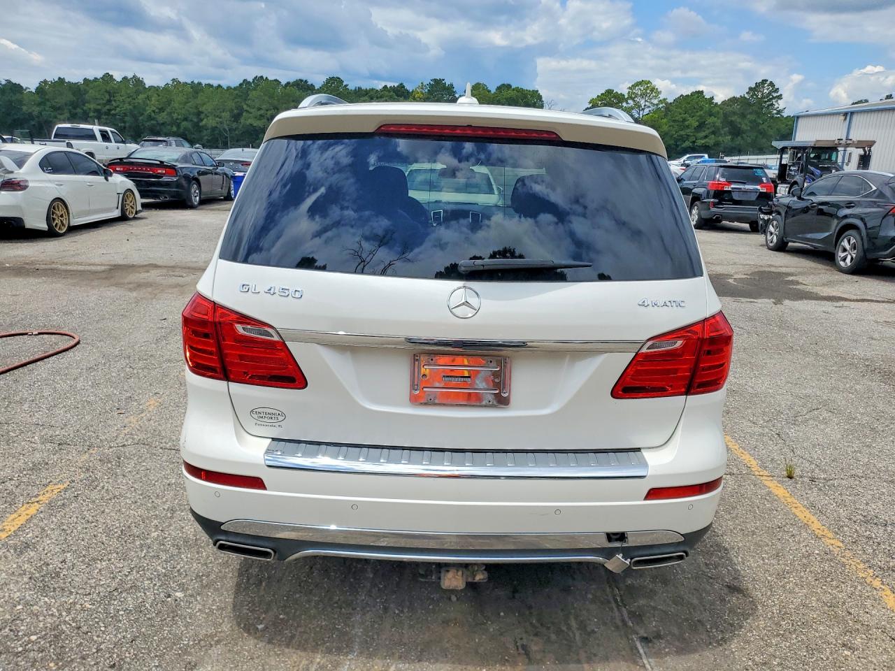 2014 Mercedes-benz Gl 450 4matic White vin: 4JGDF7CE4EA440462