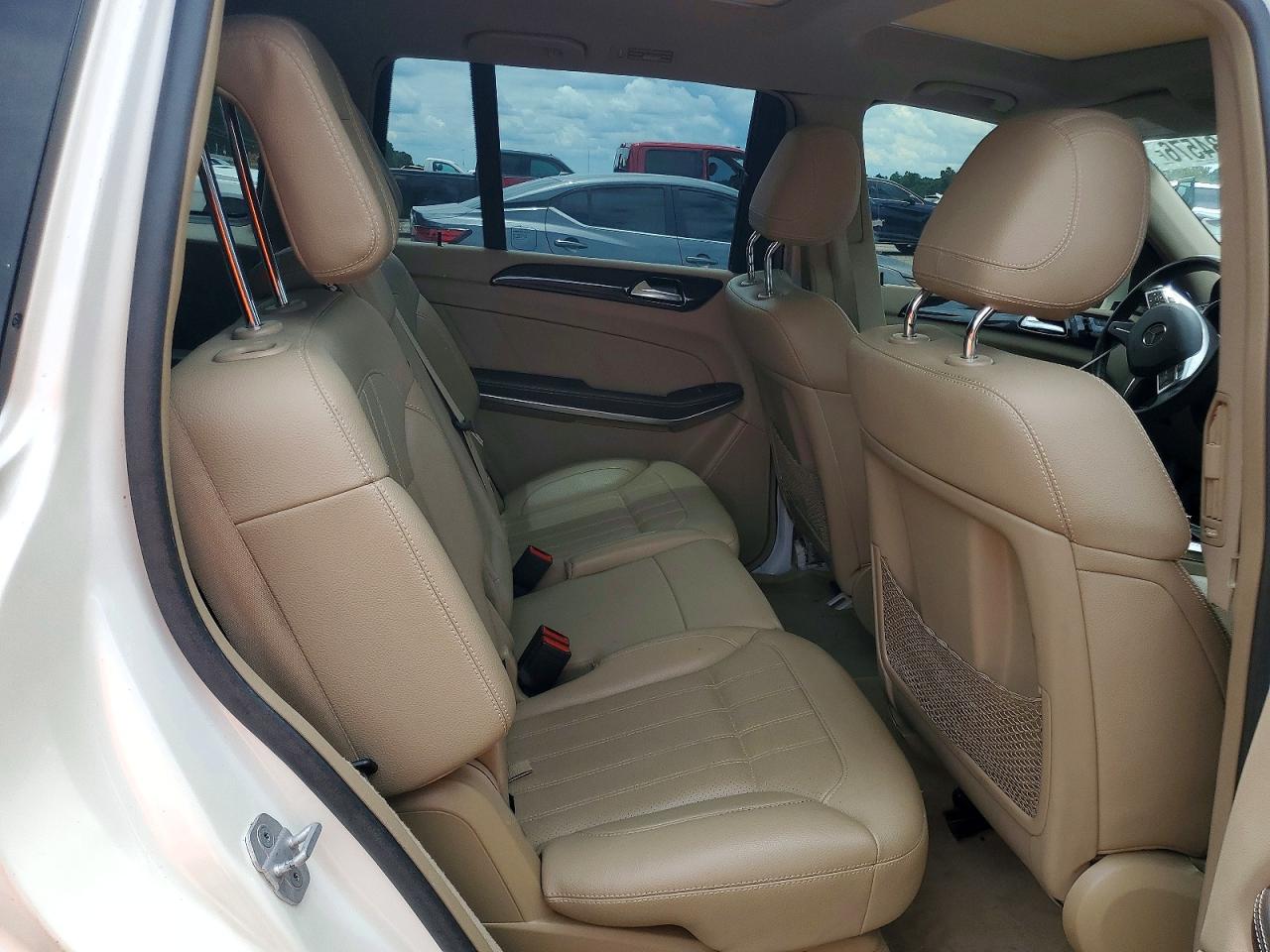 2014 Mercedes-benz Gl 450 4matic White vin: 4JGDF7CE4EA440462