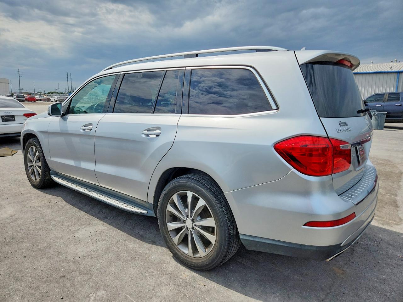 2013 Mercedes-benz Gl 450 4matic Silver vin: 4JGDF7CE5DA176554