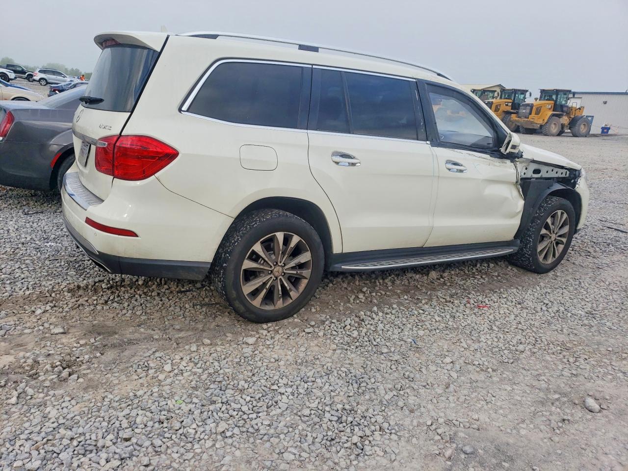2013 Mercedes-benz Gl 450 4matic Белый vin: 4JGDF7CE5DA181267