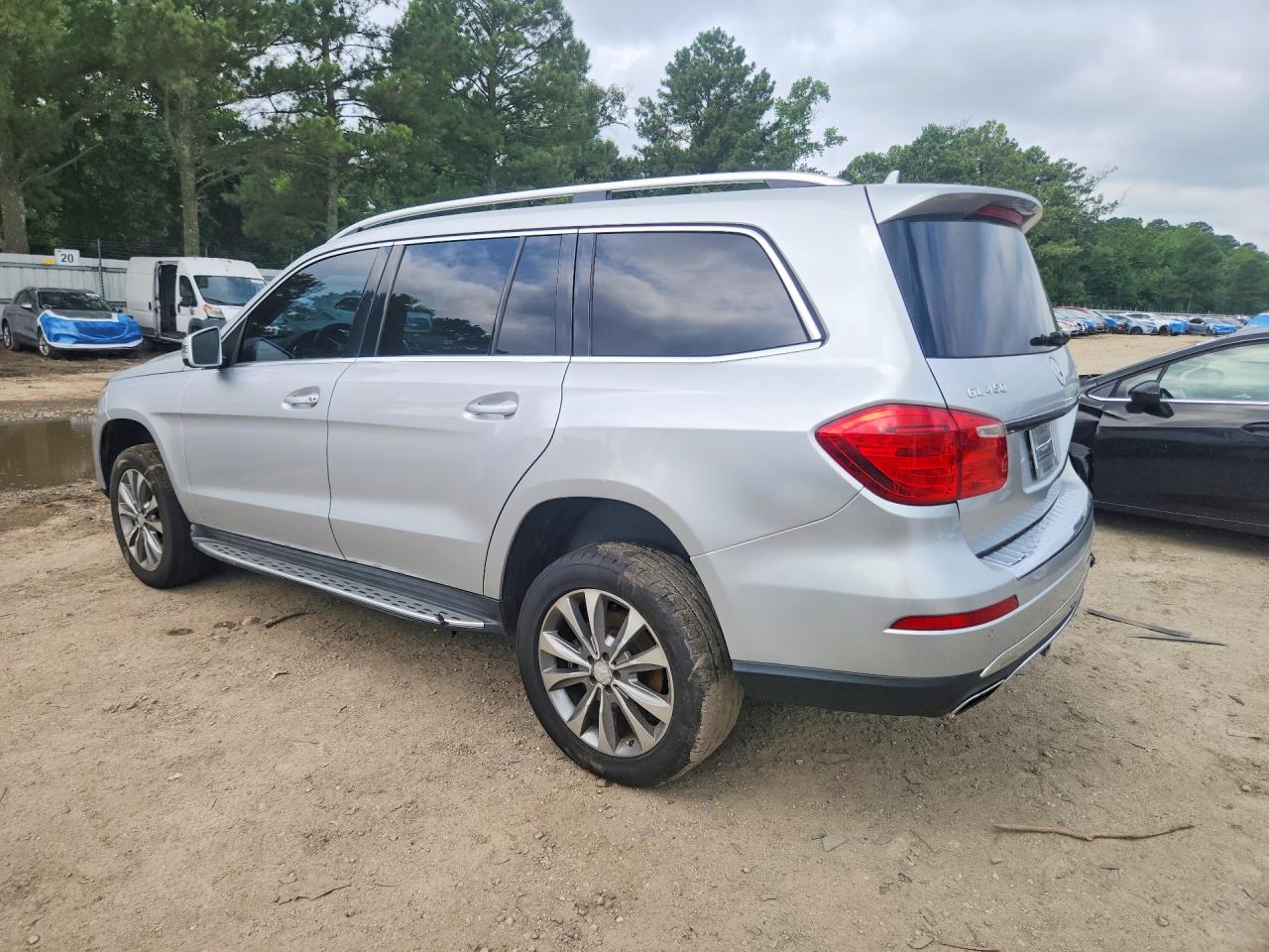 2013 Mercedes-benz Gl 450 4matic Silver vin: 4JGDF7CE5DA262348