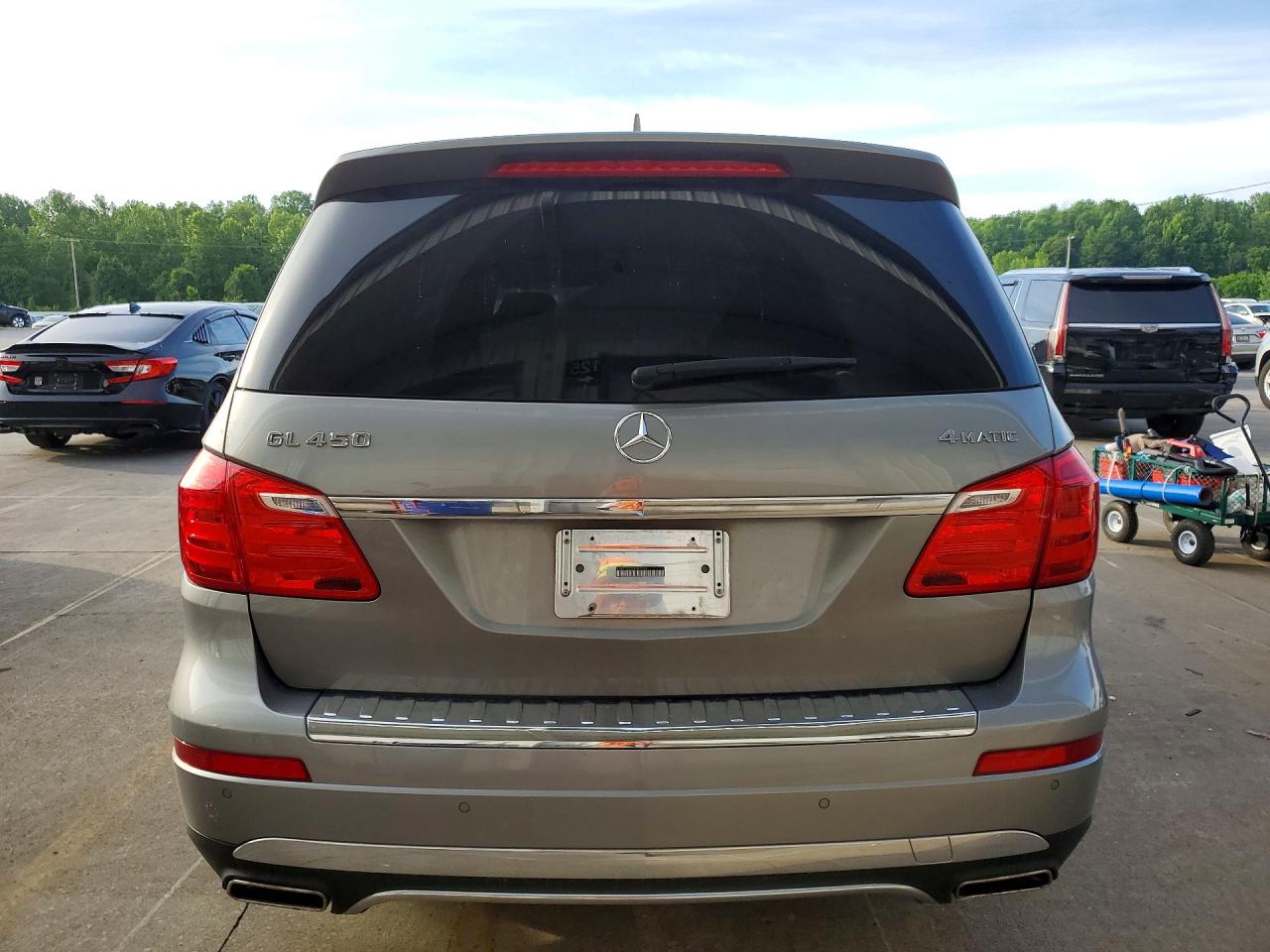 2014 Mercedes-benz Gl 450 4matic Silver vin: 4JGDF7CE5EA316765