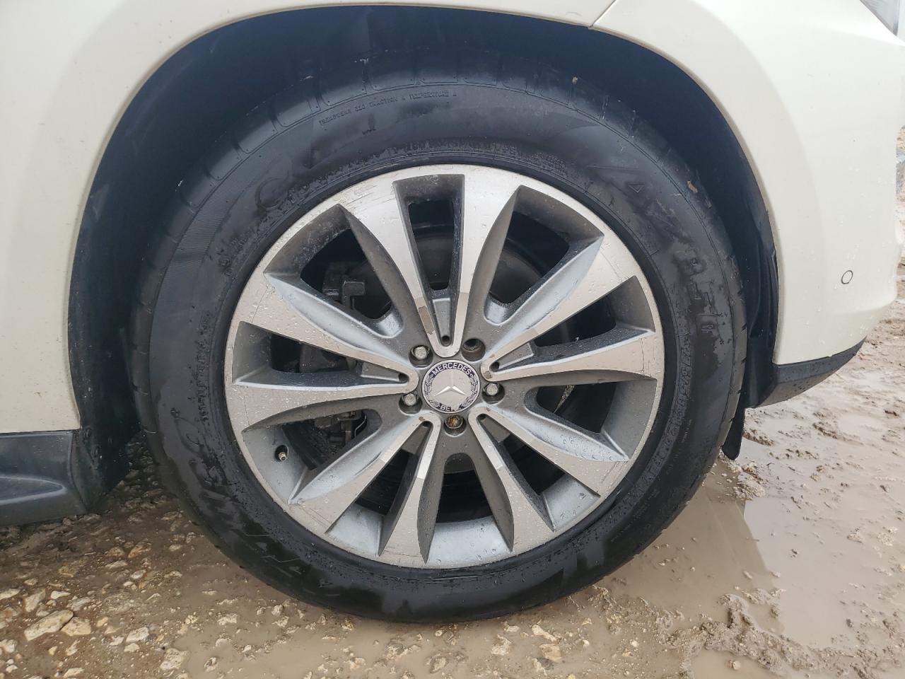 2014 Mercedes-benz Gl 450 4matic White vin: 4JGDF7CE5EA417871 Damage: Right Front Wheel, Curb Rash, 11 To 12 Inches